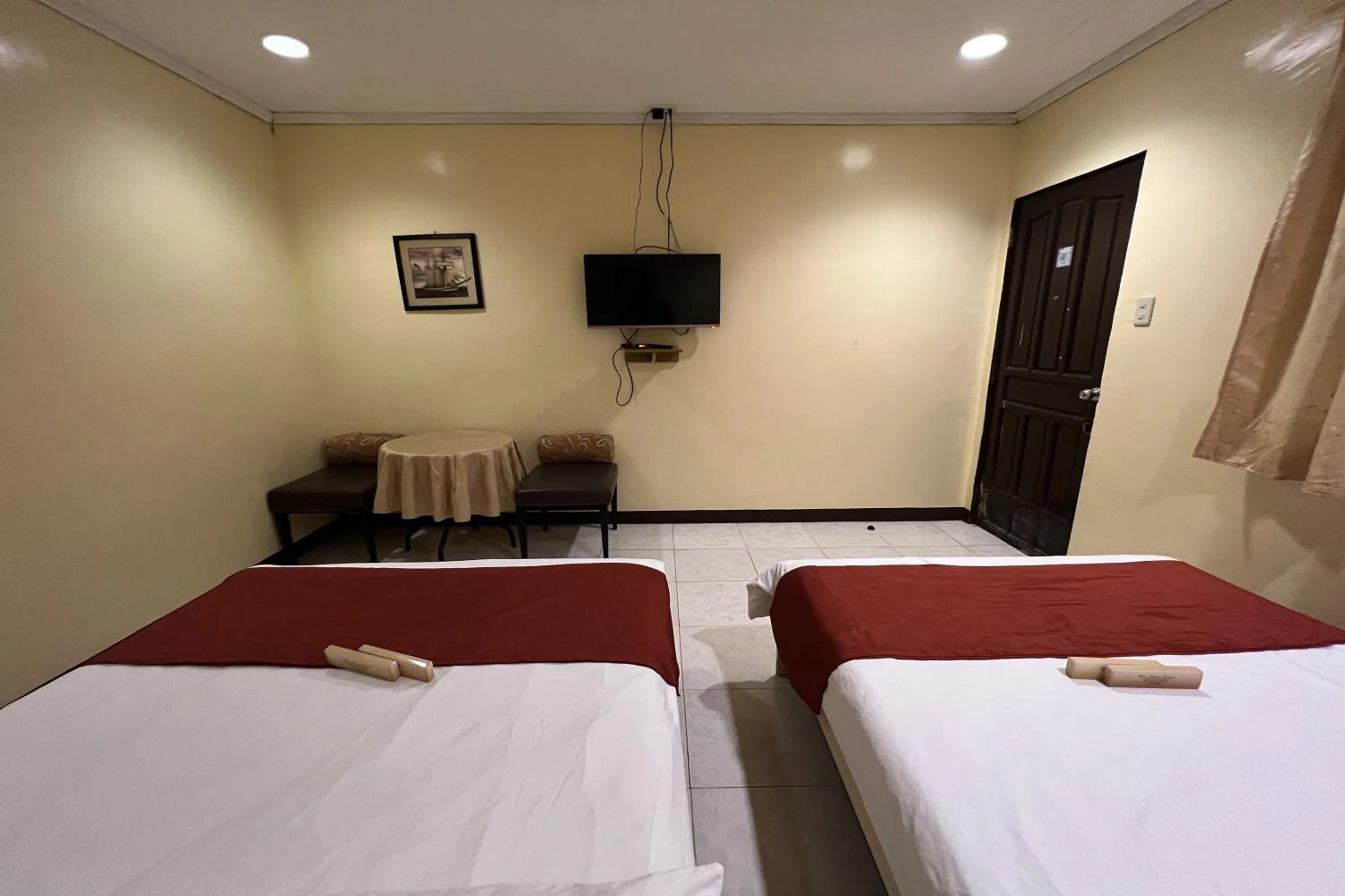 Photo of the whole room, Bed in Vista Venice Resort