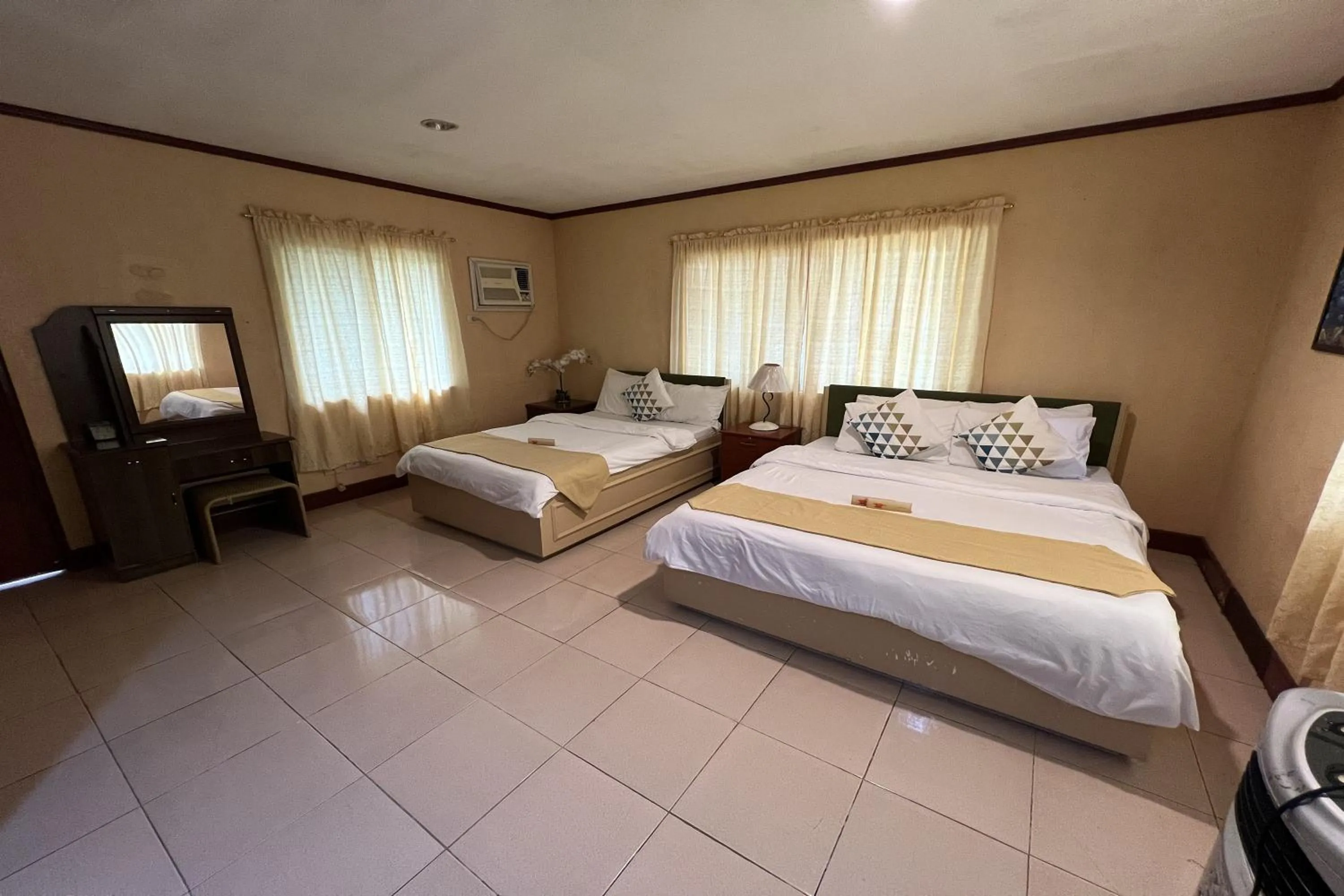 Photo of the whole room, Bed in Vista Venice Resort