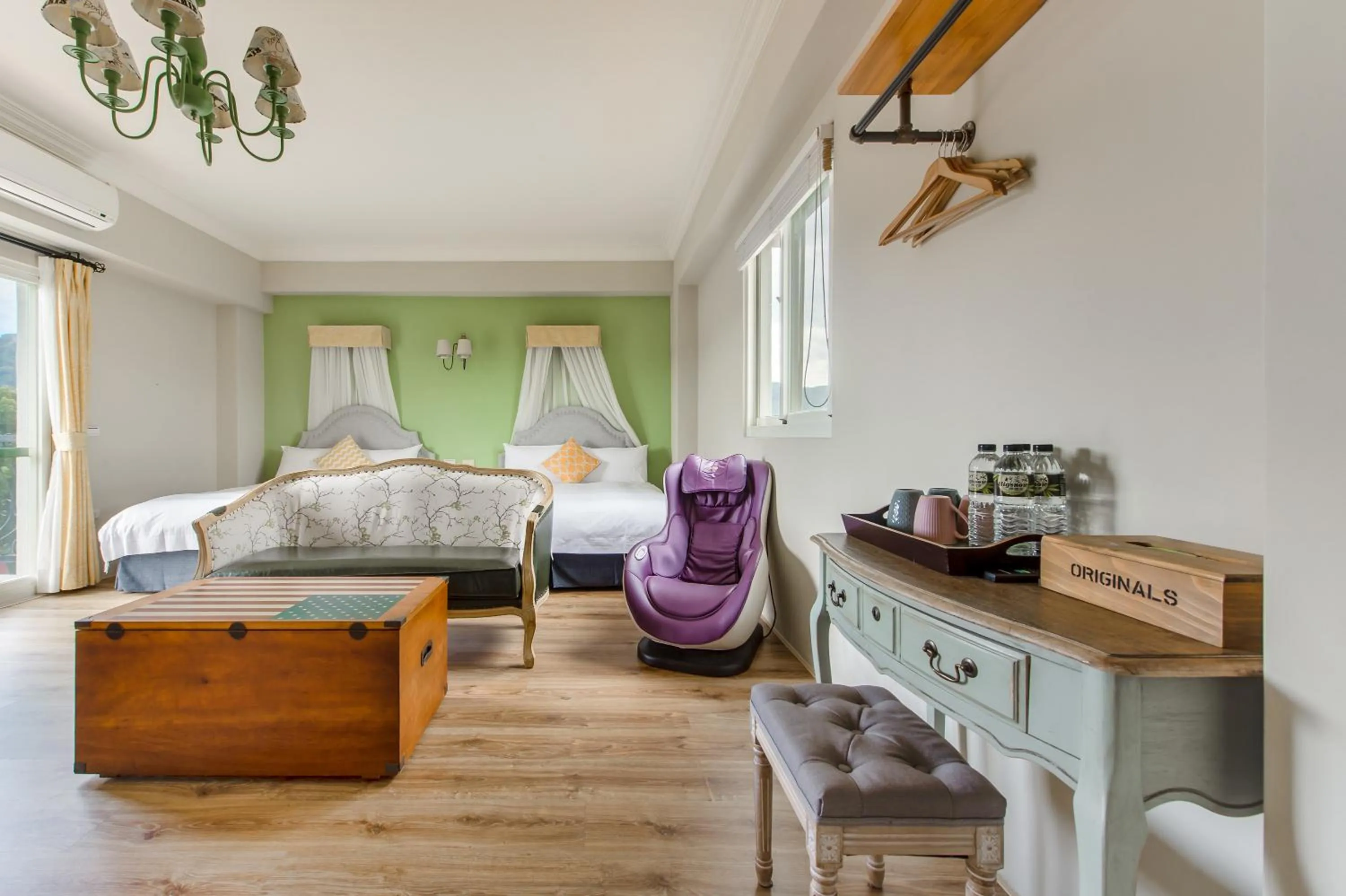 Bed in Wilderness1138 Hualien B&B