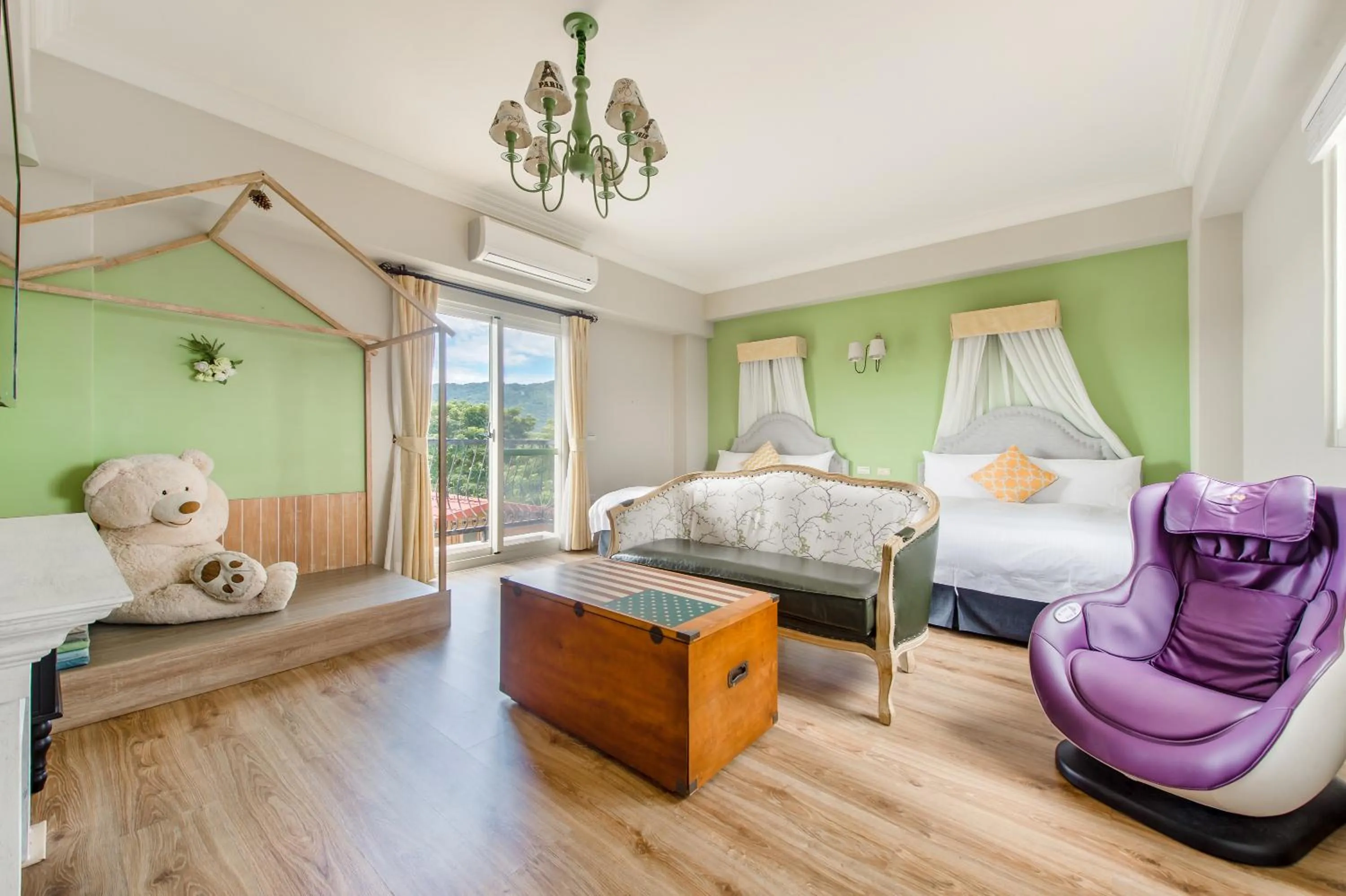 Bed in Wilderness1138 Hualien B&B