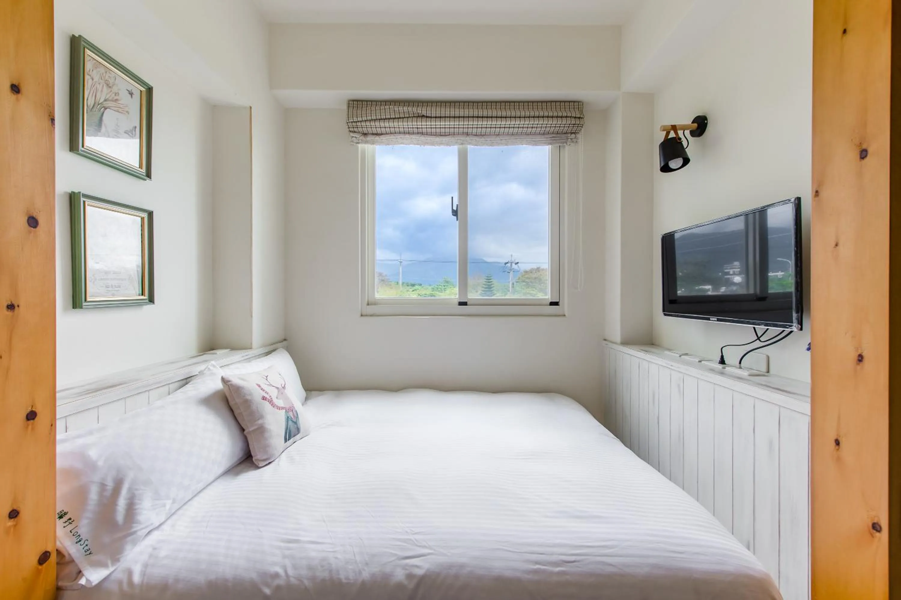 Bed in Wilderness1138 Hualien B&B