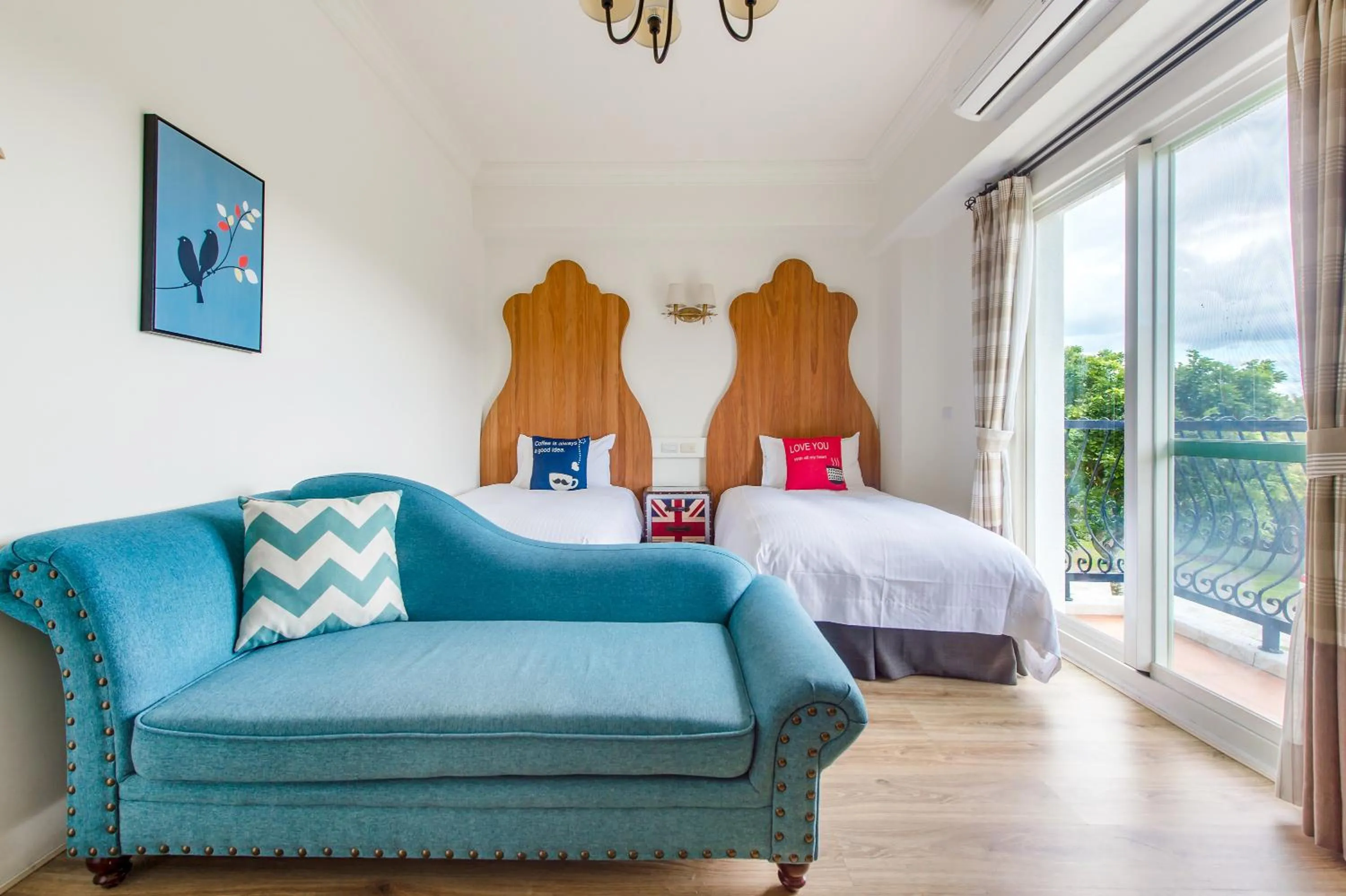 Bed in Wilderness1138 Hualien B&B