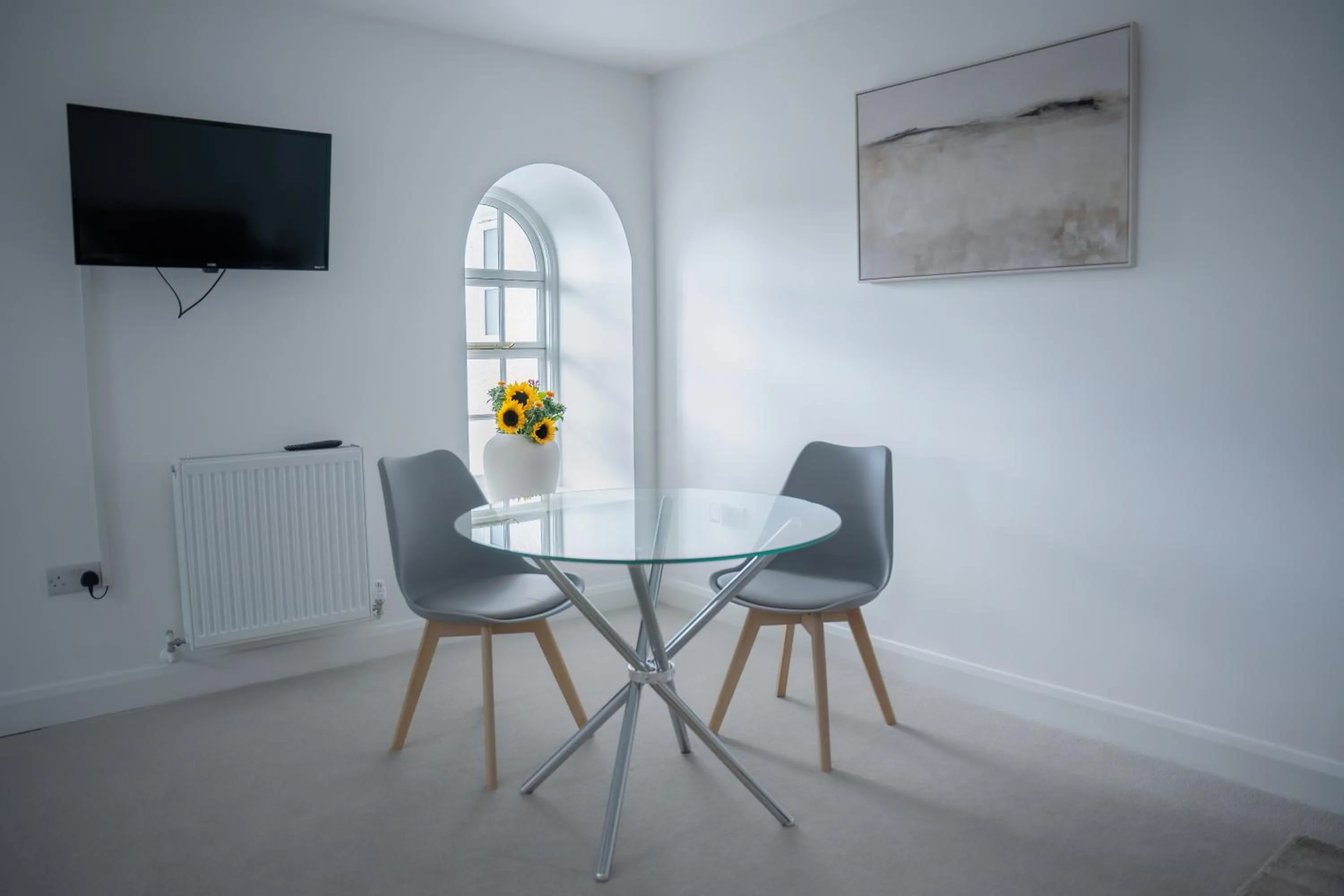 TV and multimedia in Lonsdale House Boutique Apartments