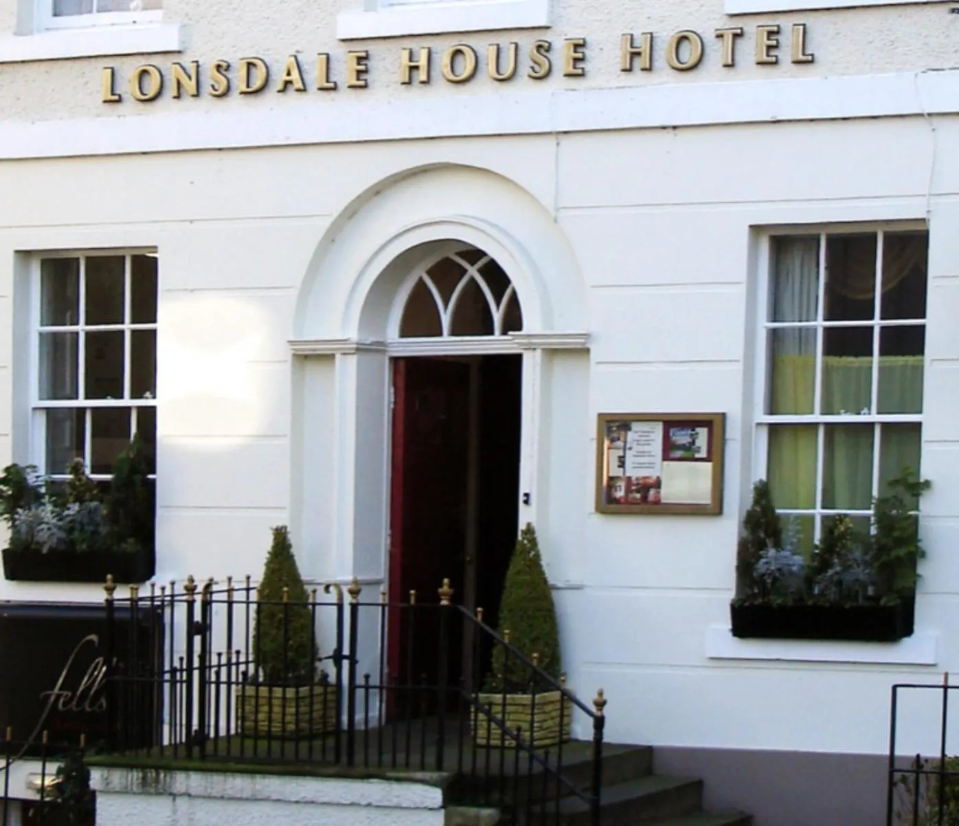 Property building in Lonsdale House Boutique Apartments