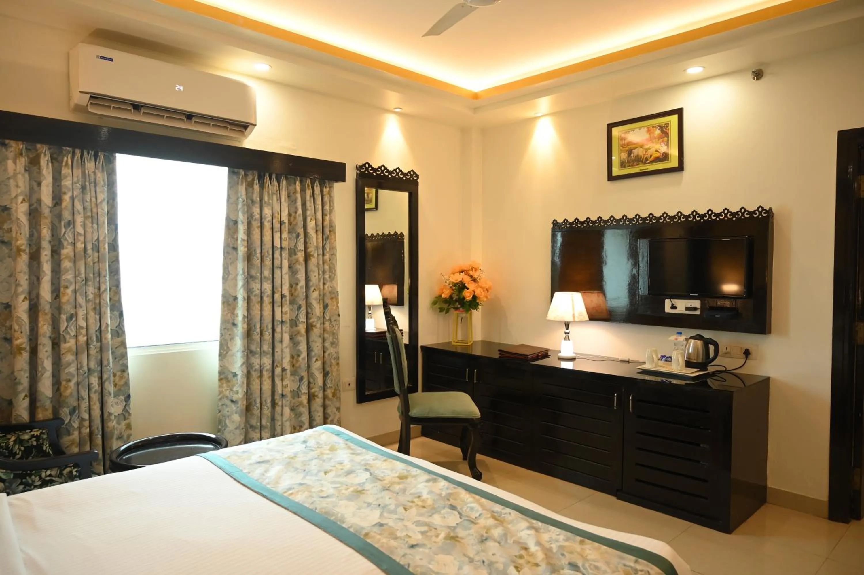 Bed in The Vaishnavi