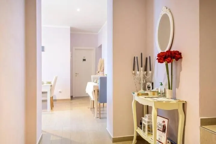 Facade/entrance in La Vecchia Tenenza B&B