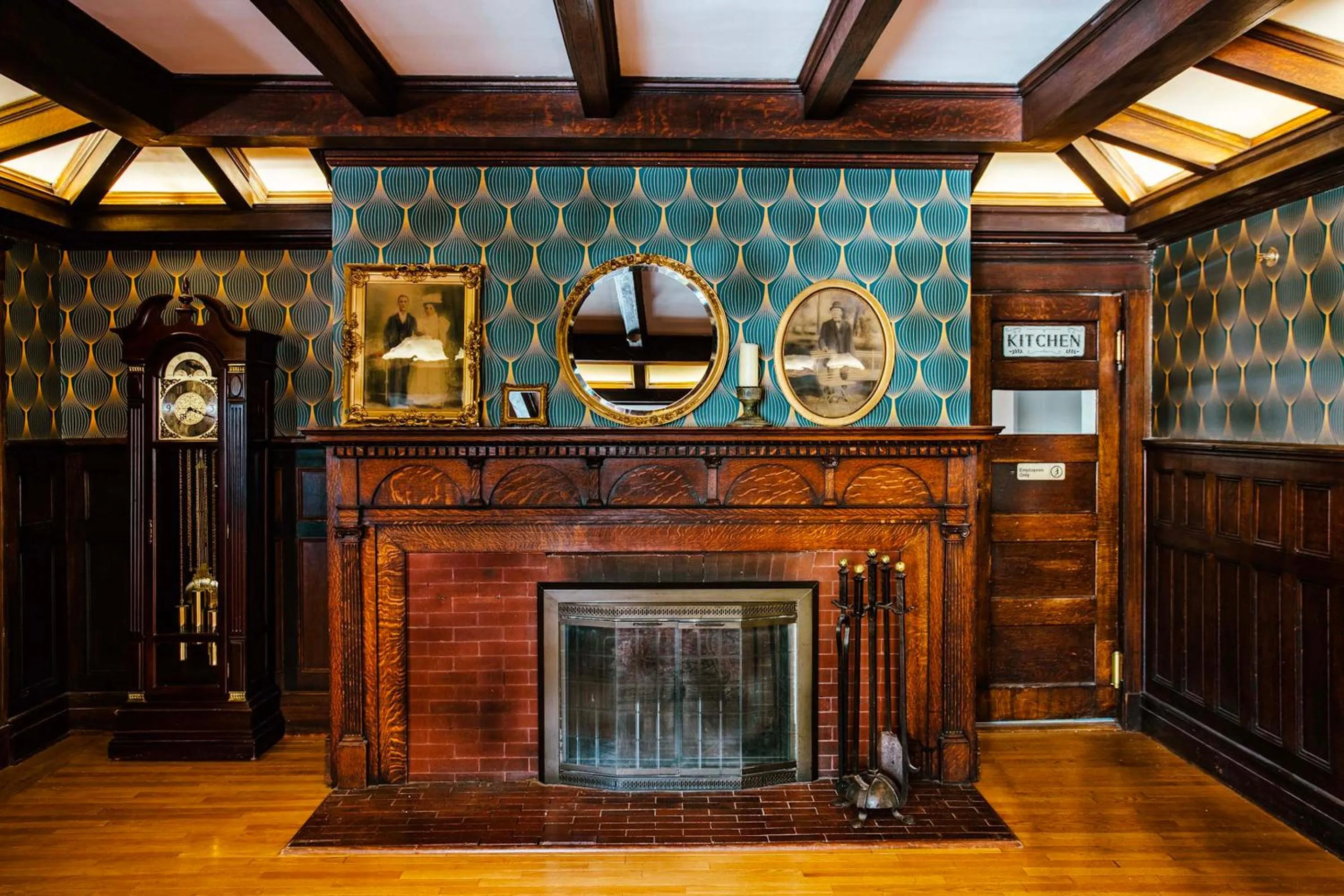 flat iron in The Hartness House