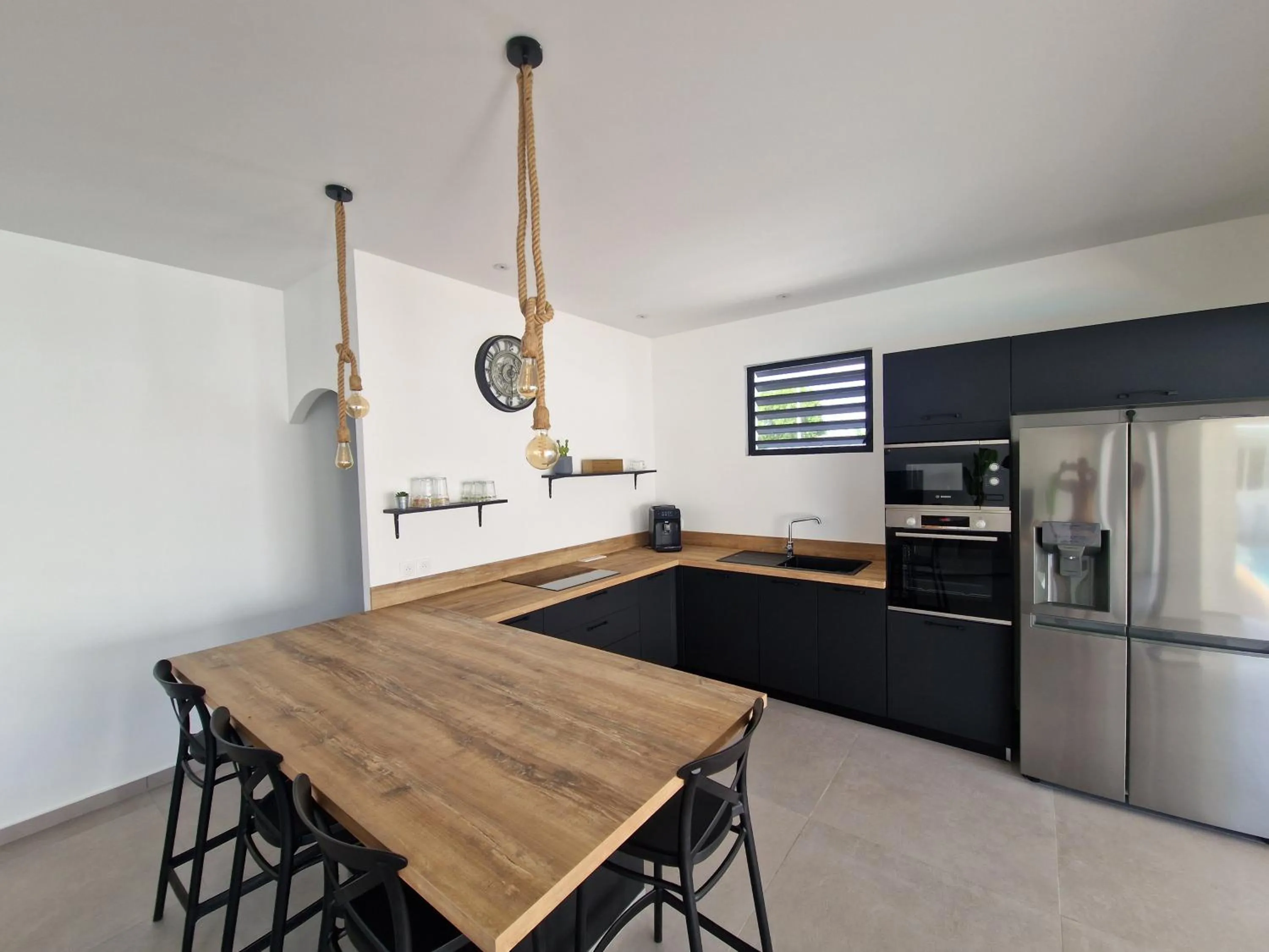 Kitchen or kitchenette in Villa K'araïbes - Saint François - Jusqu'à 6 personnes et 1 bébé