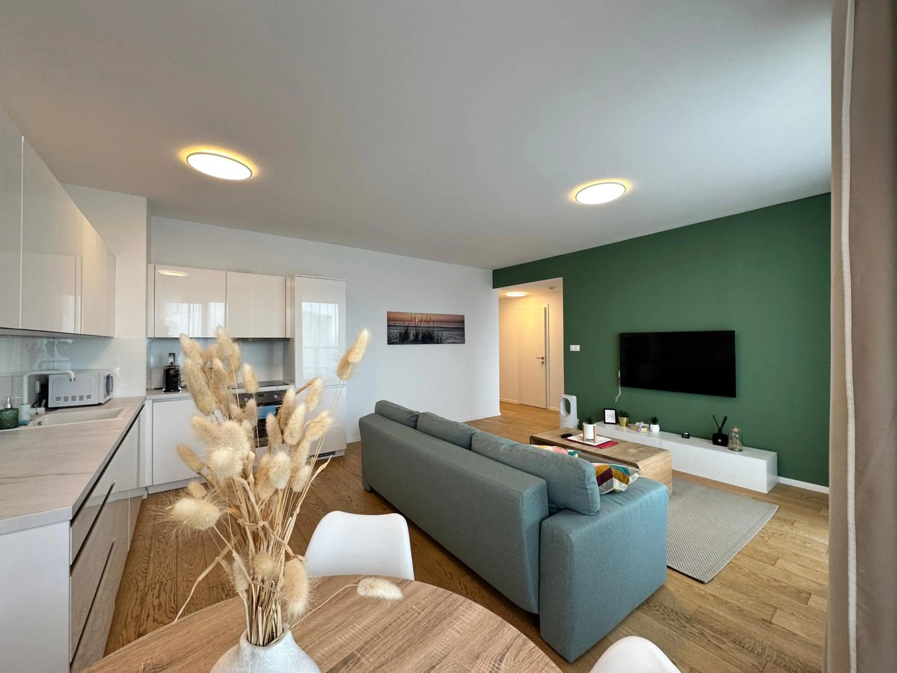 Kitchen or kitchenette in Vyhlad na mesto, 24. poschodie, free parking