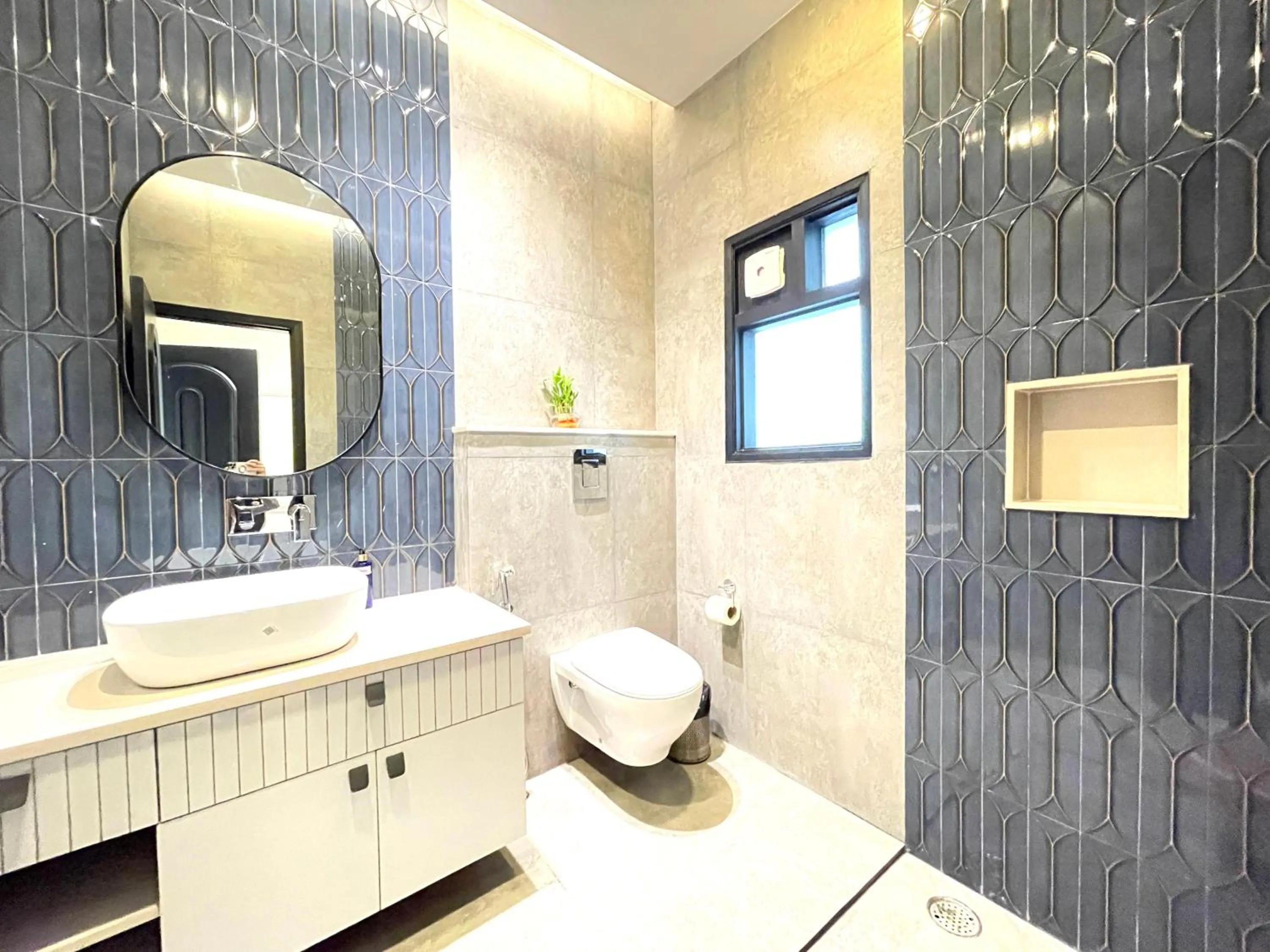 Shower in Bedchambers Stay near Select Citywalk, Saket