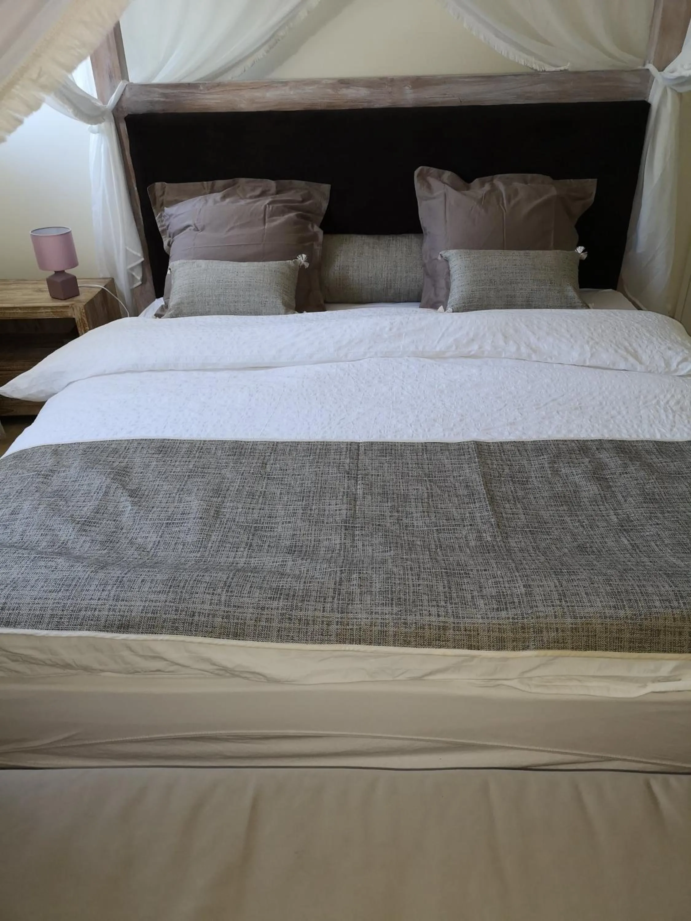 Bed in Appartement Artistique de Boucan Canot