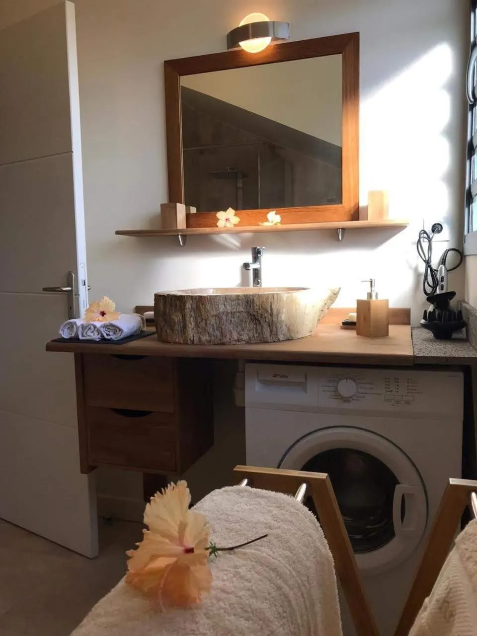 hair dresser, Bed in Appartement Artistique de Boucan Canot