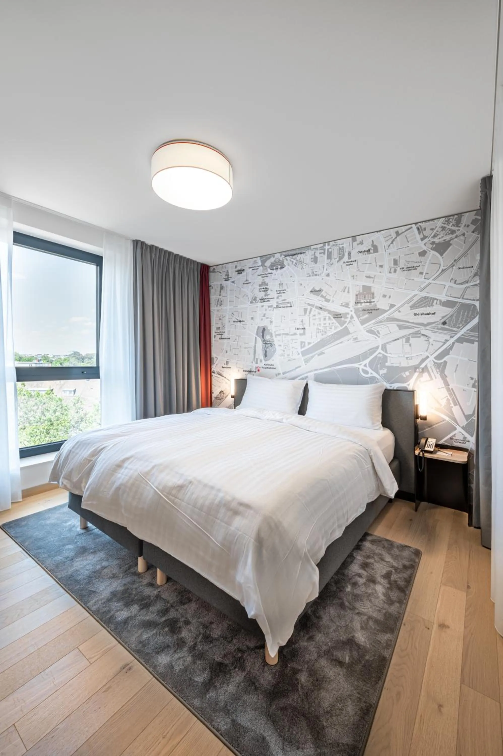 Photo of the whole room, Bed in IntercityHotel Paderborn