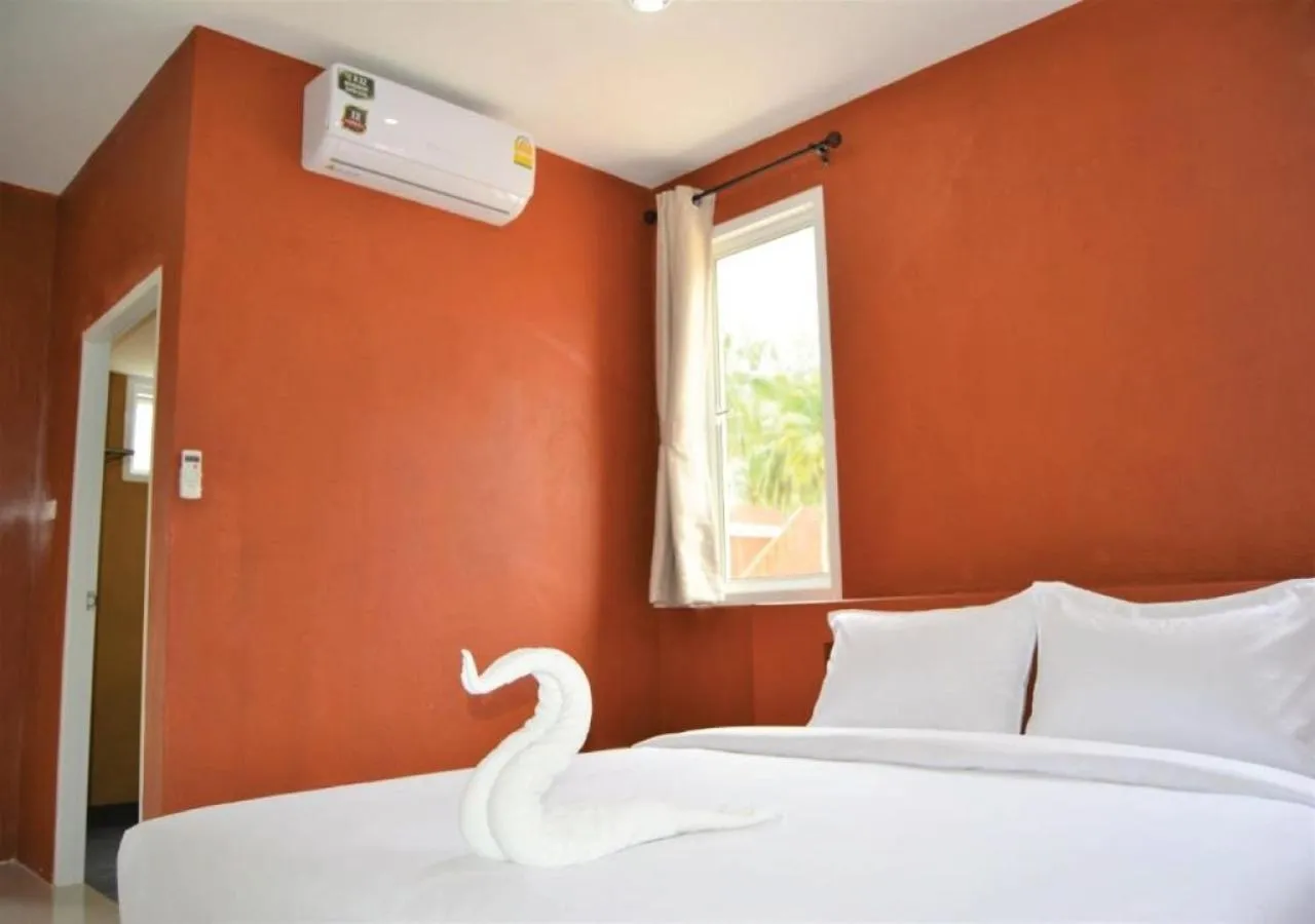Bed in World Cat Beach & Resort เวิลด์แคท บีช แอนด์ รีสอร์ท