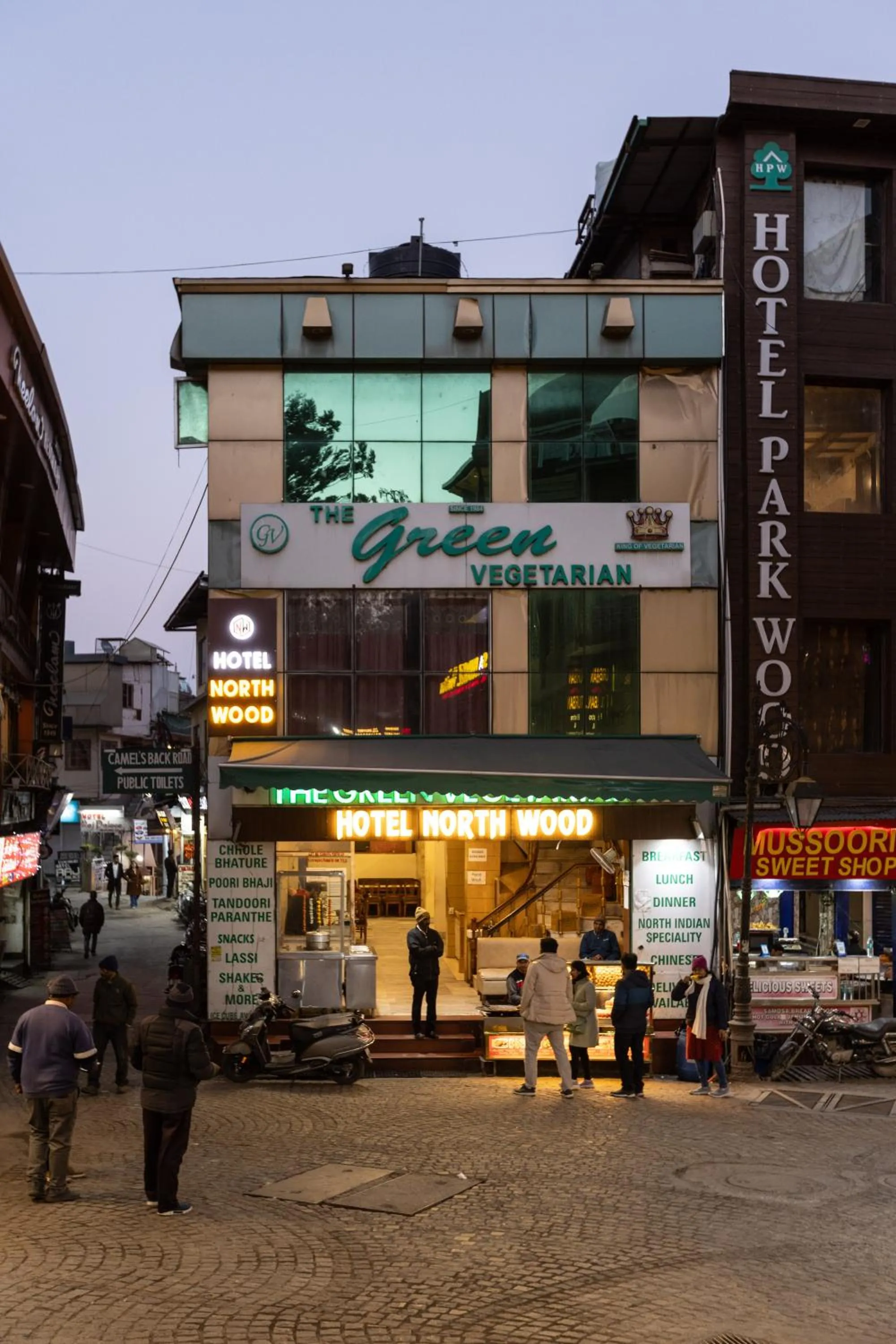 Neighbourhood in Hotel North Wood