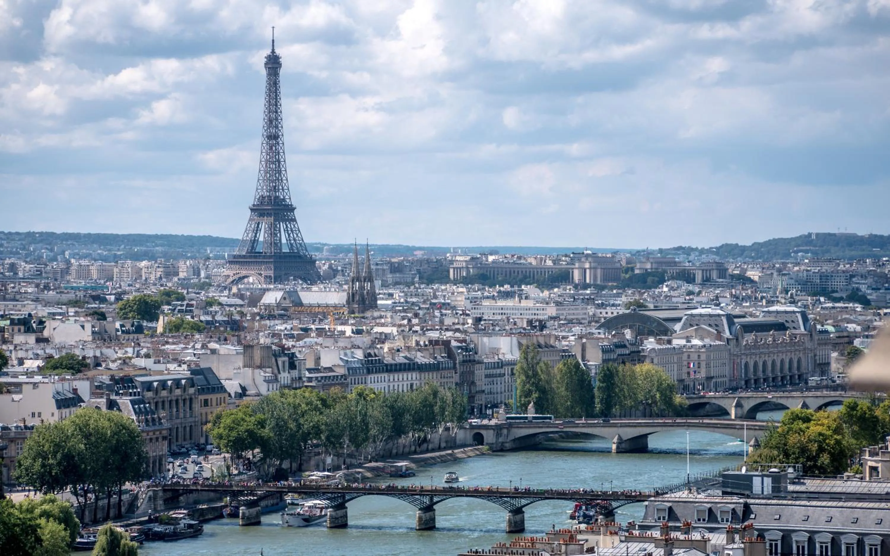 Other in Beautiful 2BDR near the Eiffel Tower