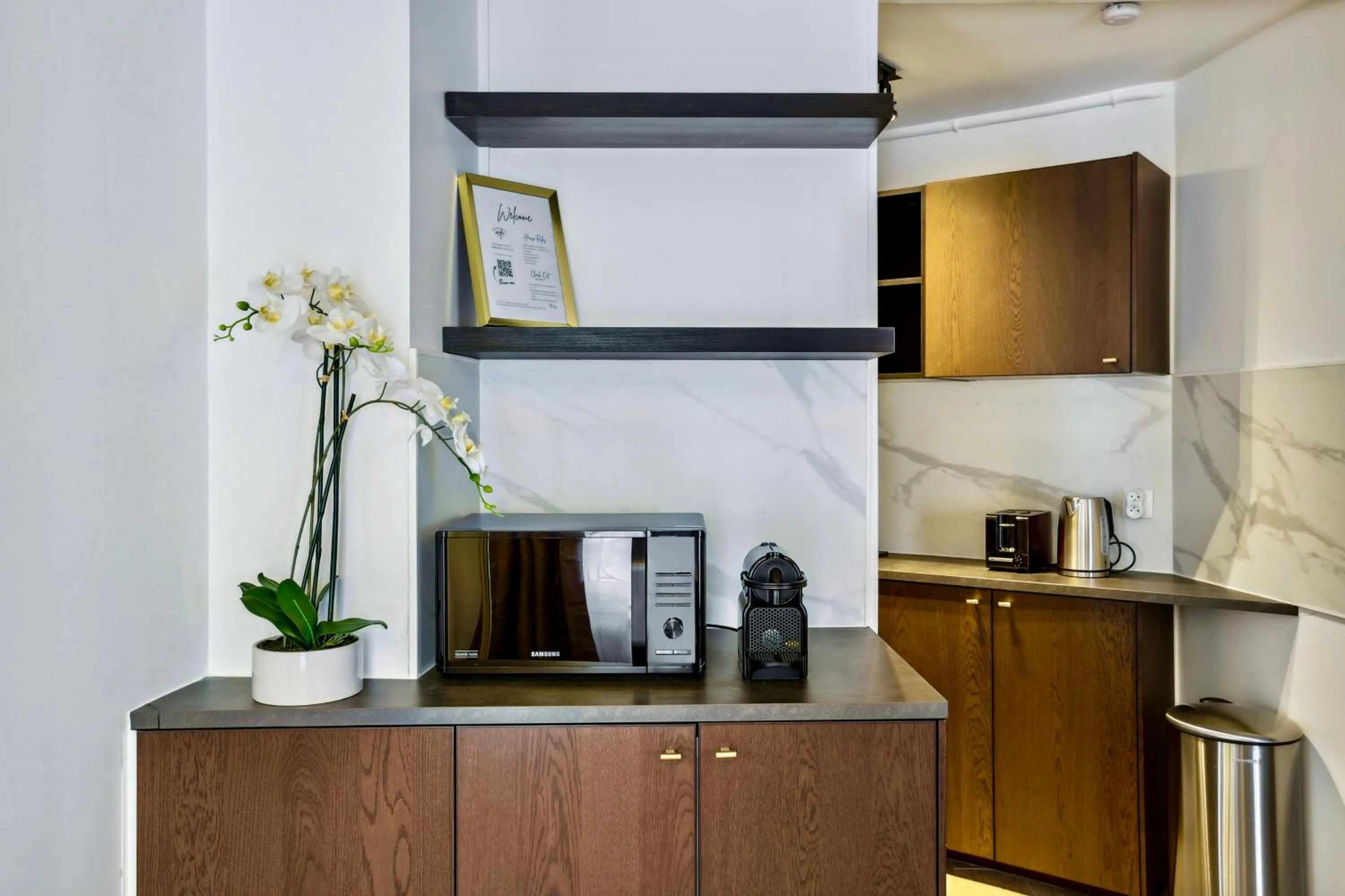 Kitchen or kitchenette in Beautiful 2BDR near the Eiffel Tower