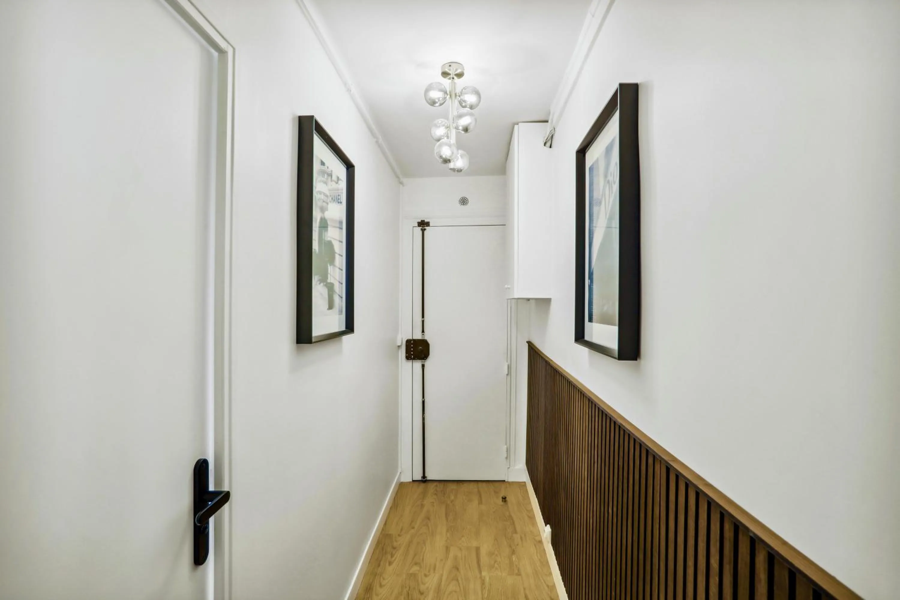 Property building in Beautiful 2BDR near the Eiffel Tower