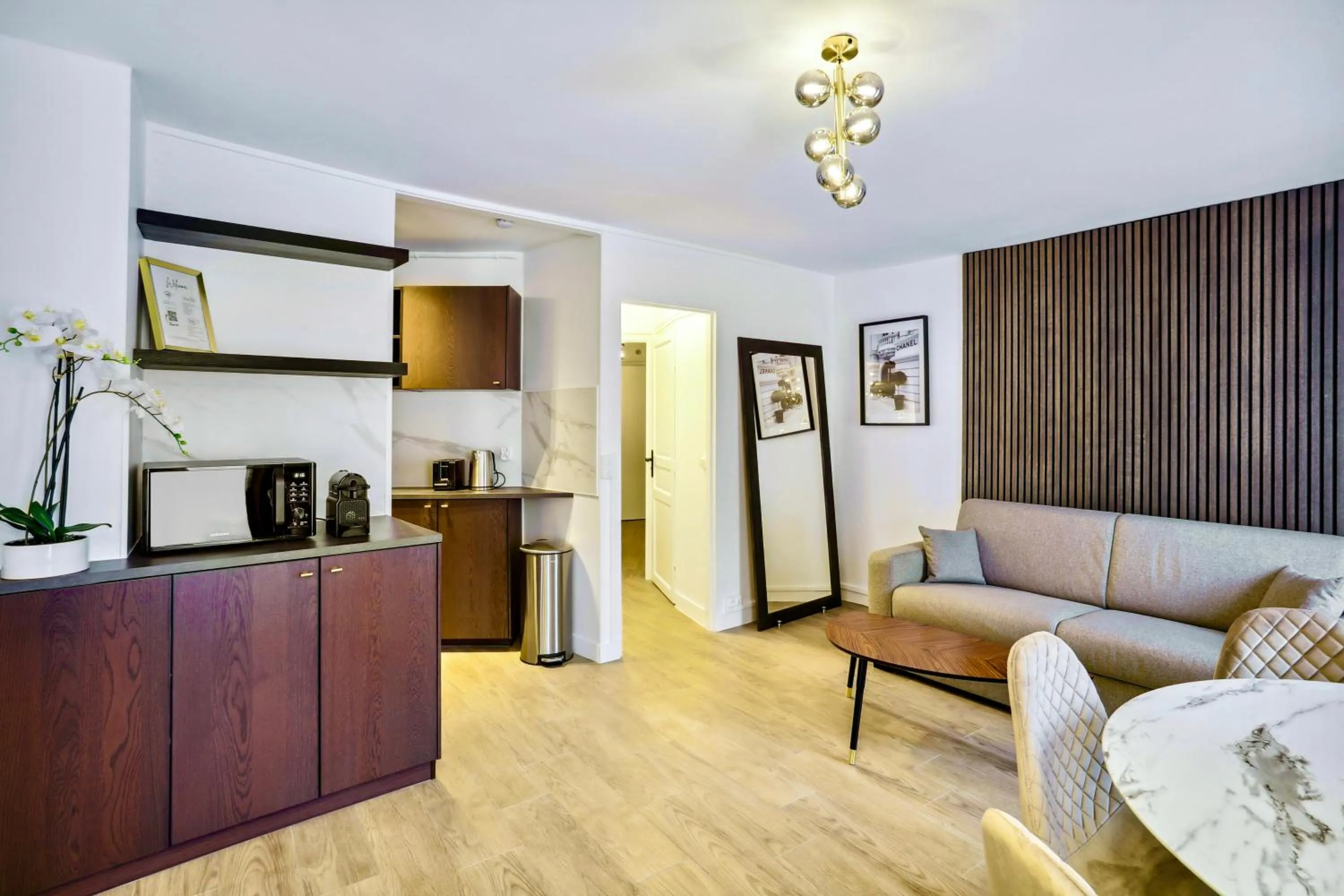 Kitchen or kitchenette in Beautiful 2BDR near the Eiffel Tower