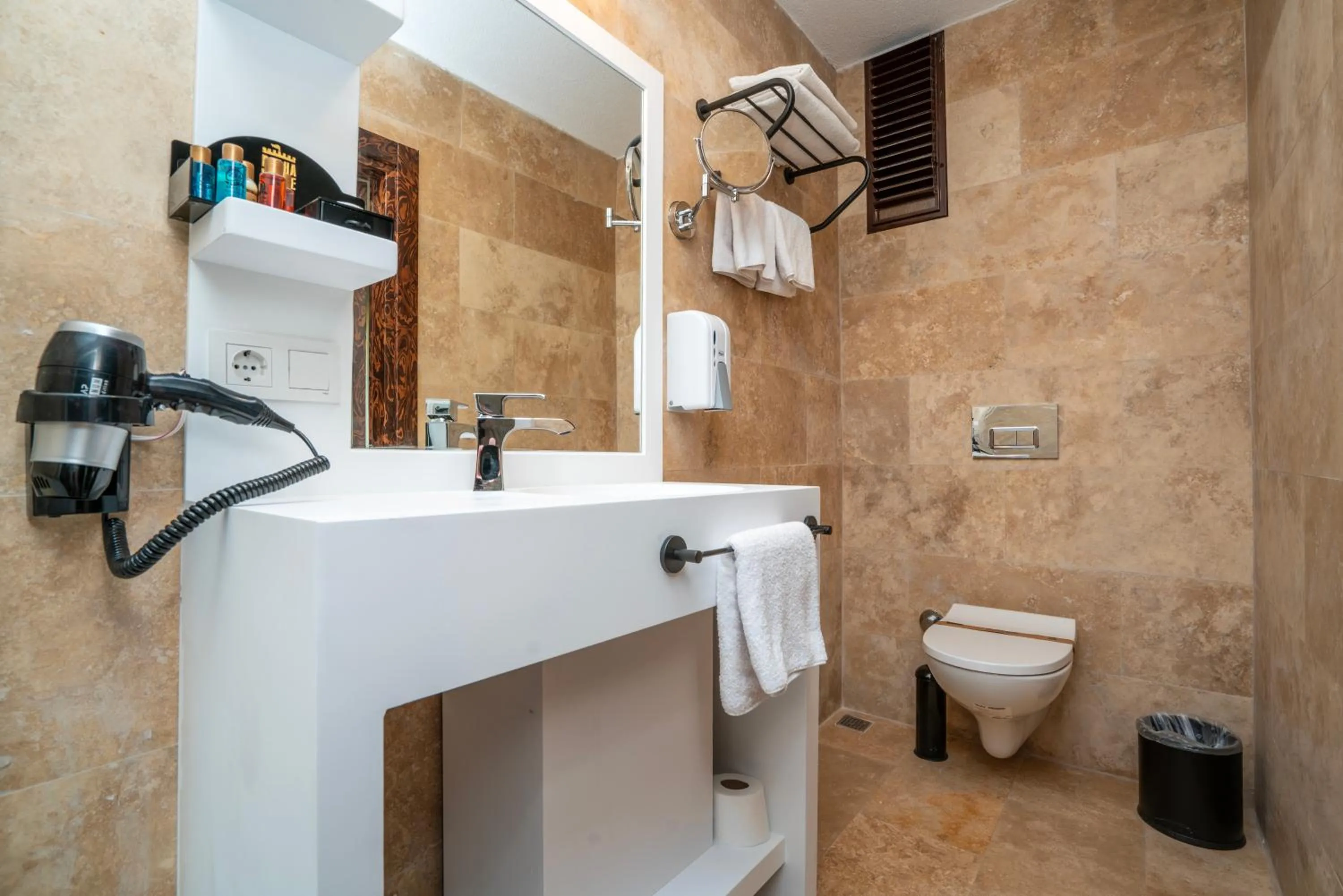 Bathroom in PASHA PALACE HOTEL