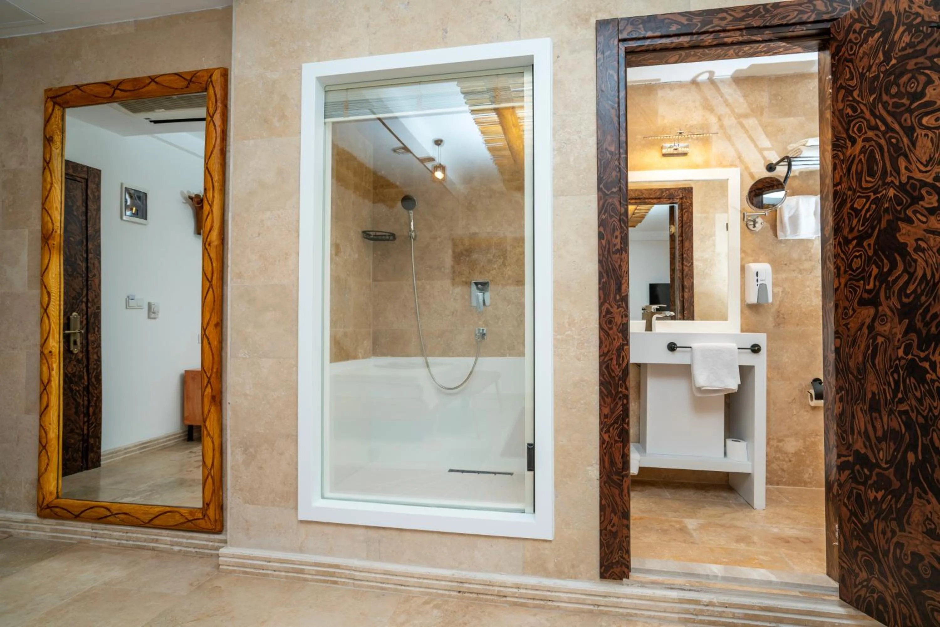 Bathroom in PASHA PALACE HOTEL