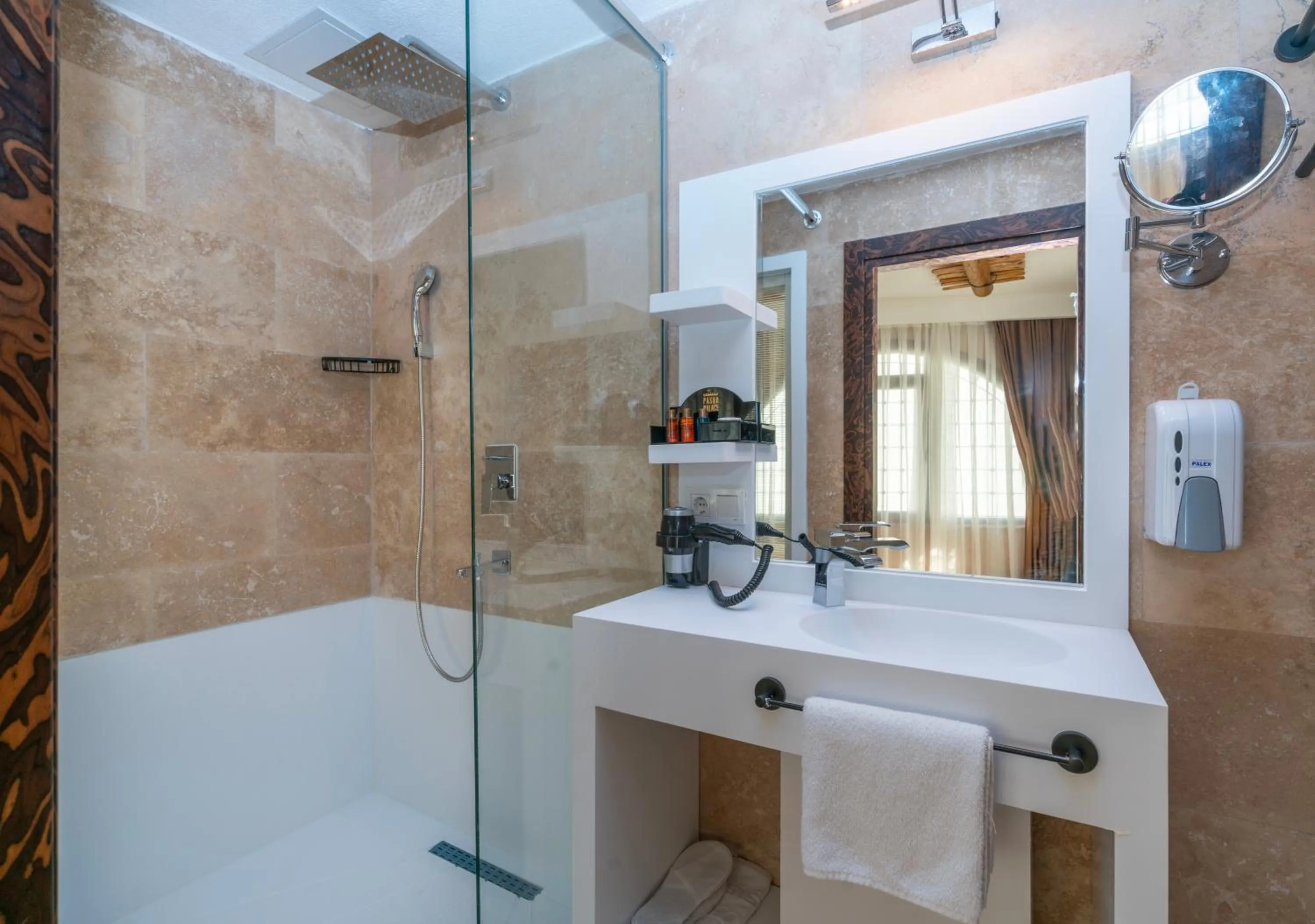 Bathroom in PASHA PALACE HOTEL