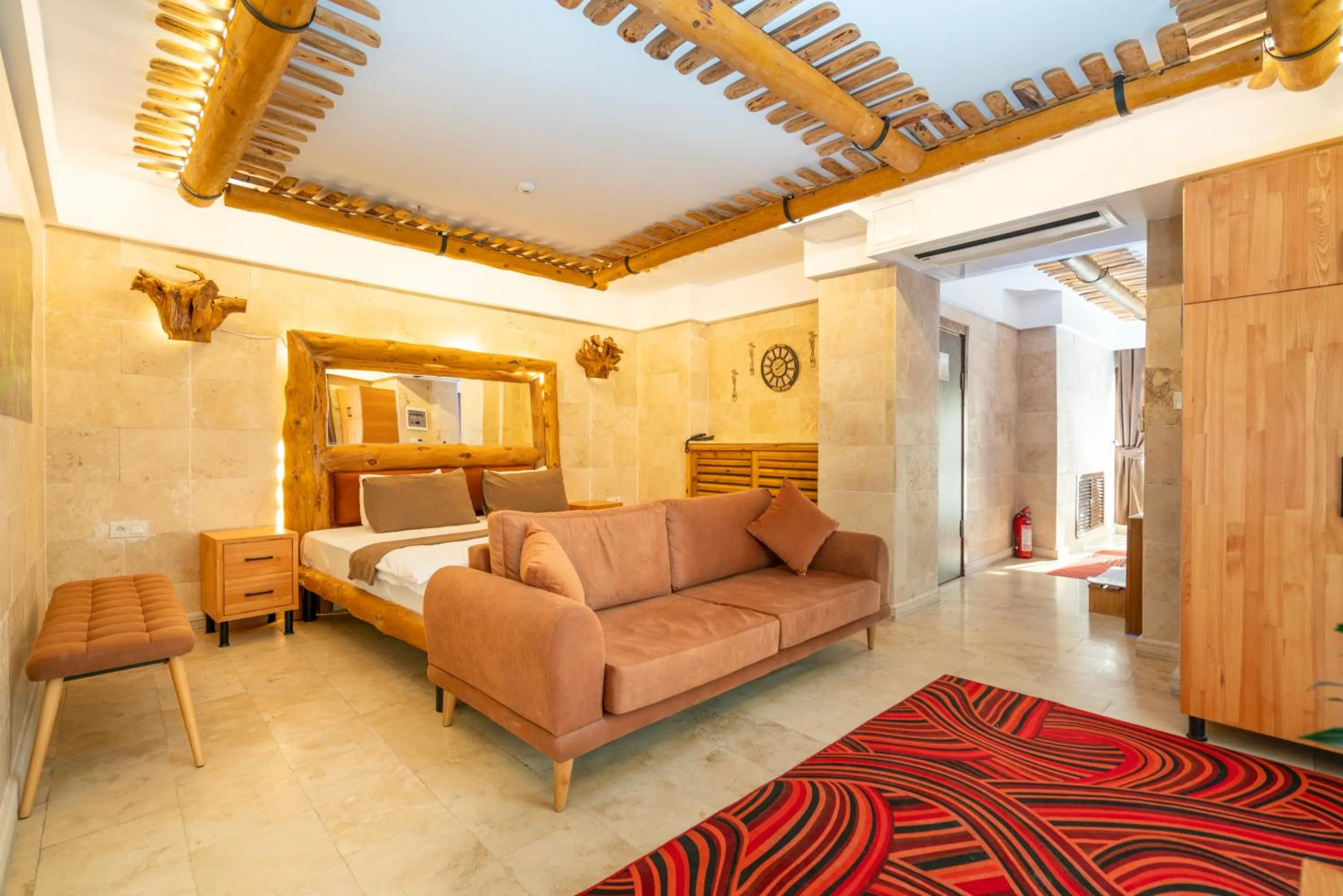 Living room, Bed in PASHA PALACE HOTEL