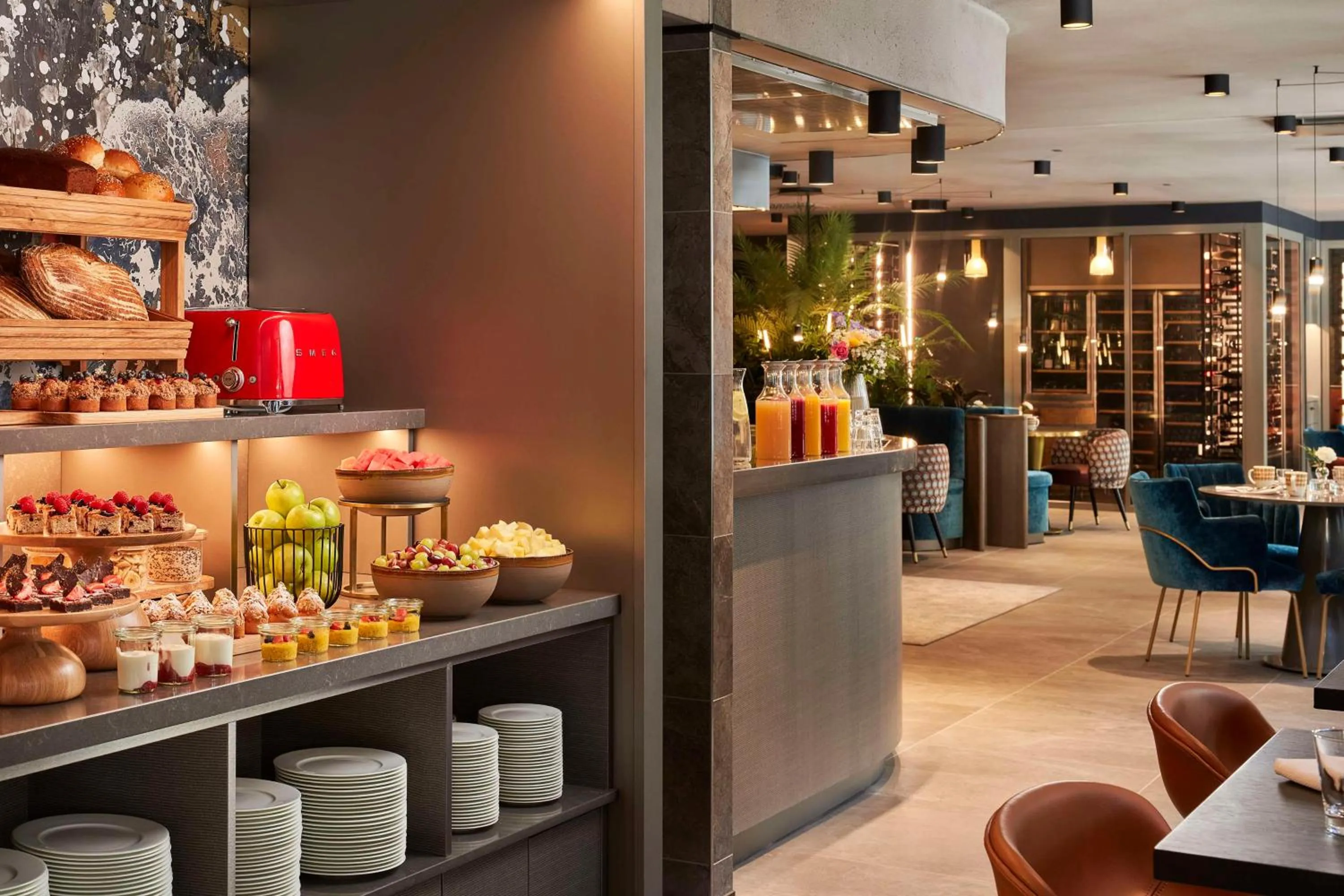 Restaurant/places to eat in NH Collection Helsinki Grand Hansa