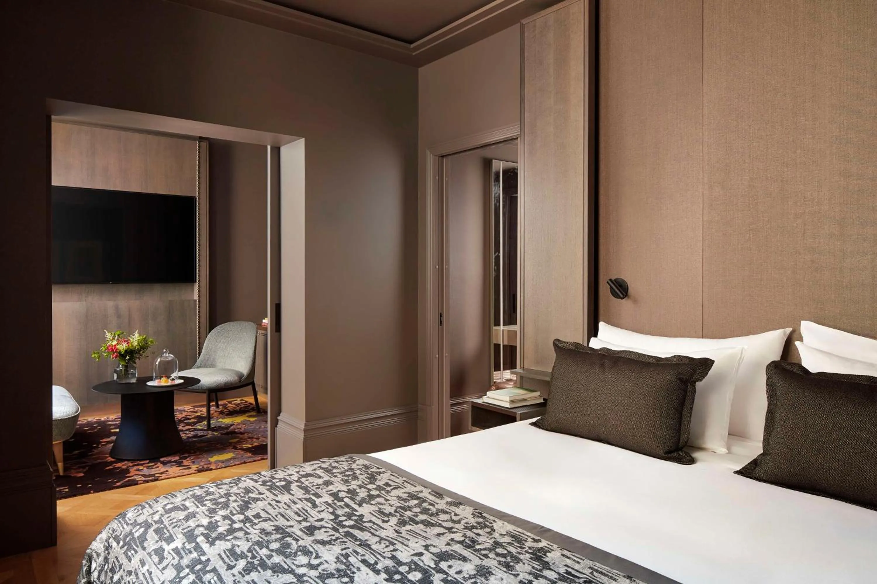 Photo of the whole room, Bed in NH Collection Helsinki Grand Hansa