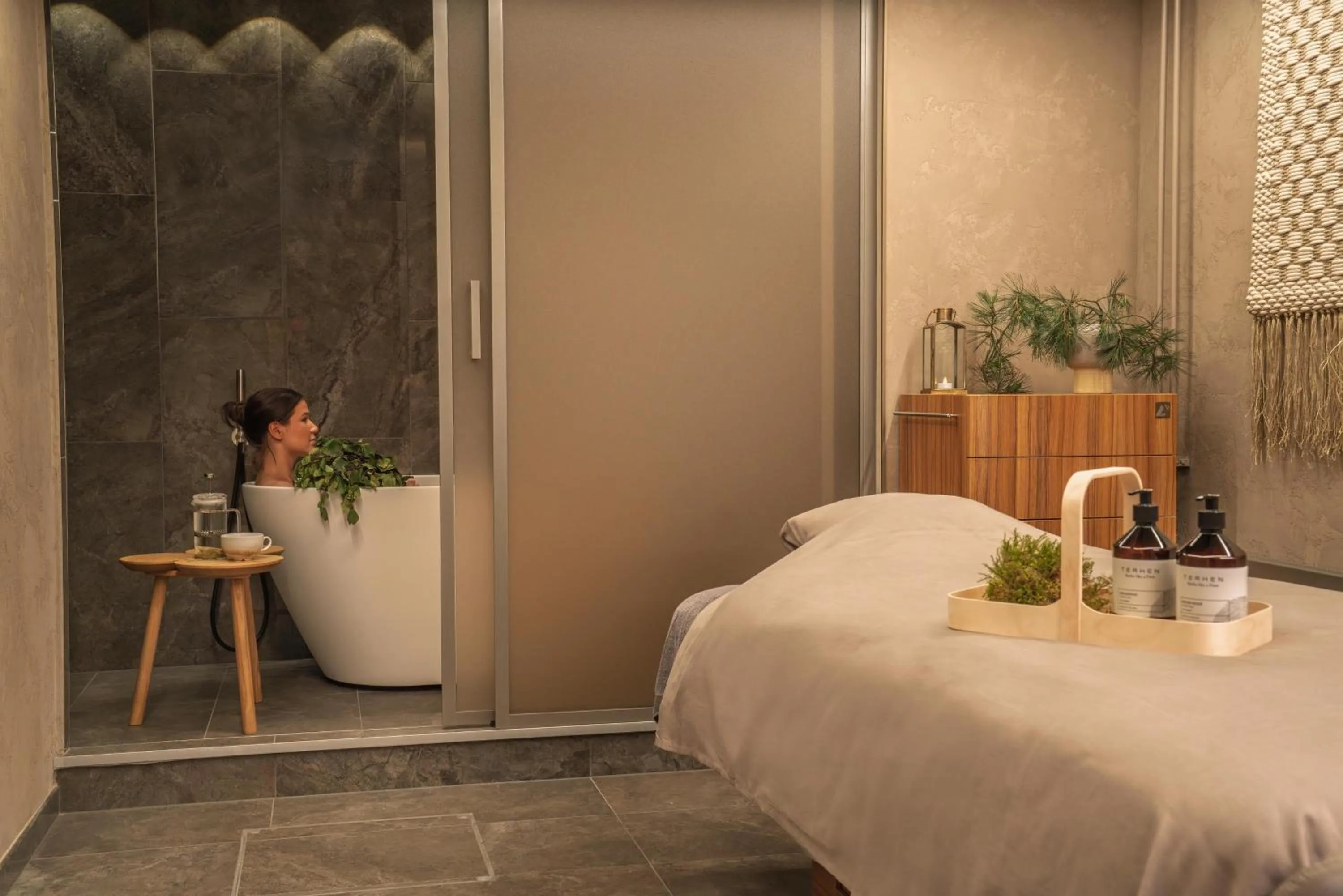 Spa and wellness centre/facilities, Bed in NH Collection Helsinki Grand Hansa