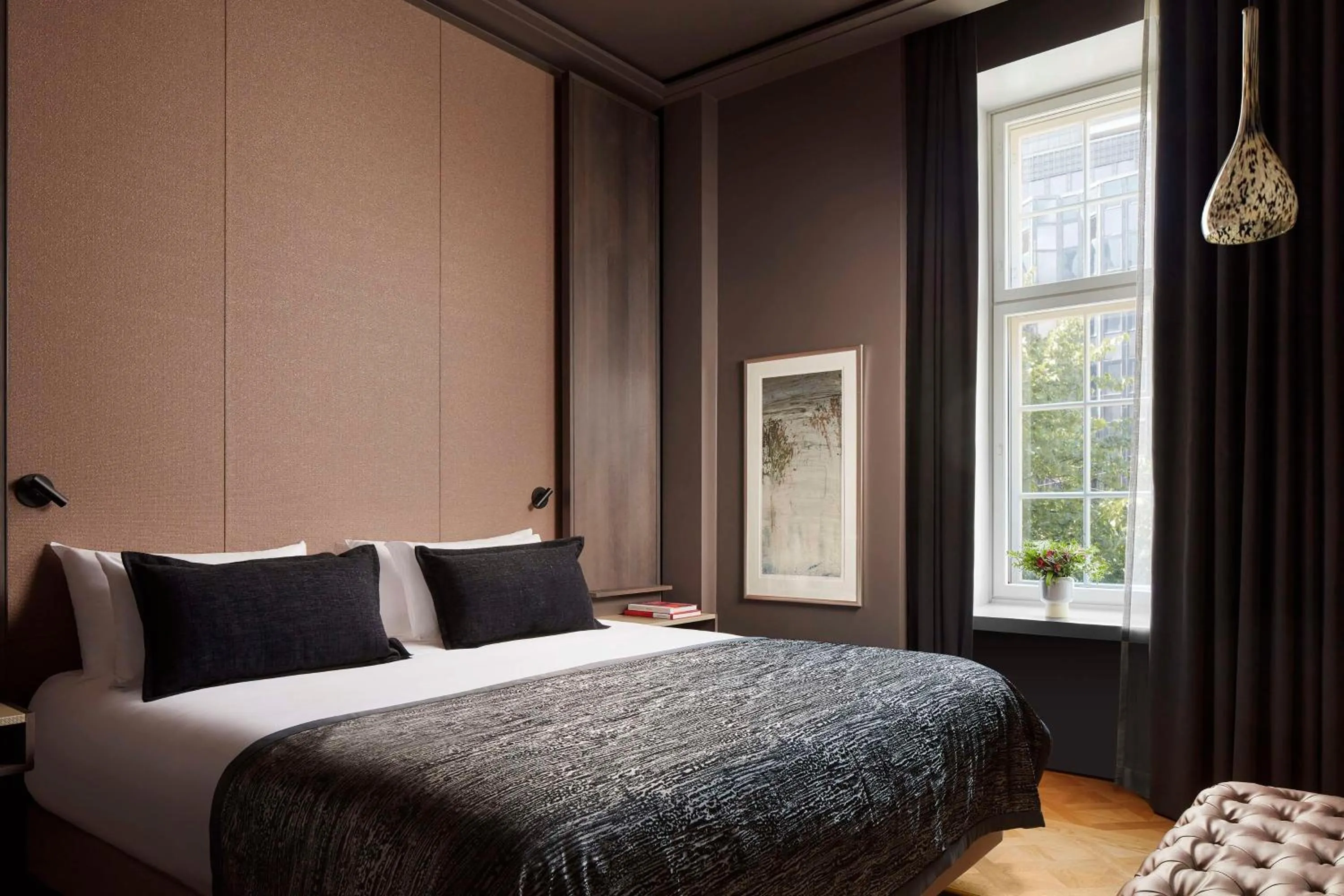 Photo of the whole room, Bed in NH Collection Helsinki Grand Hansa