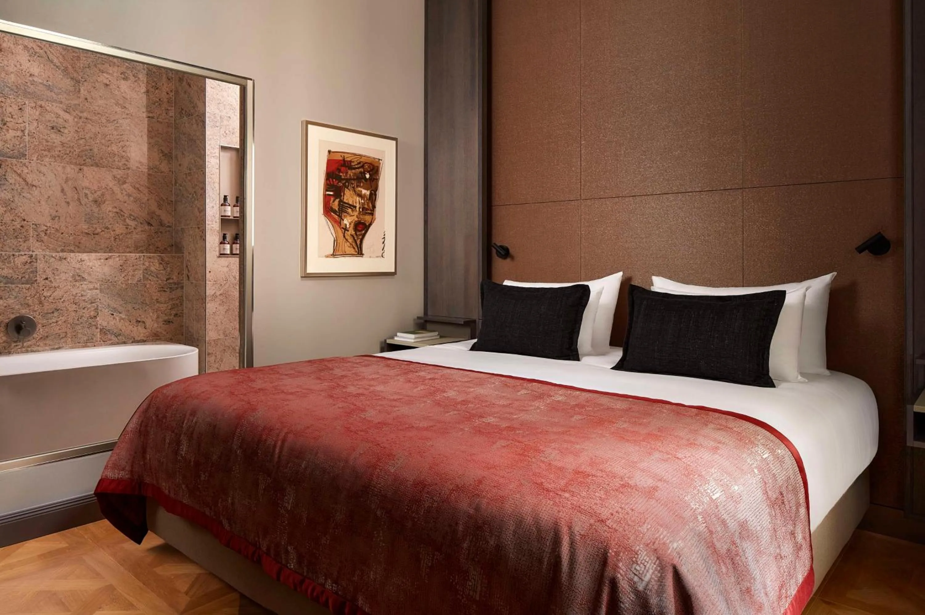 Photo of the whole room, Bed in NH Collection Helsinki Grand Hansa