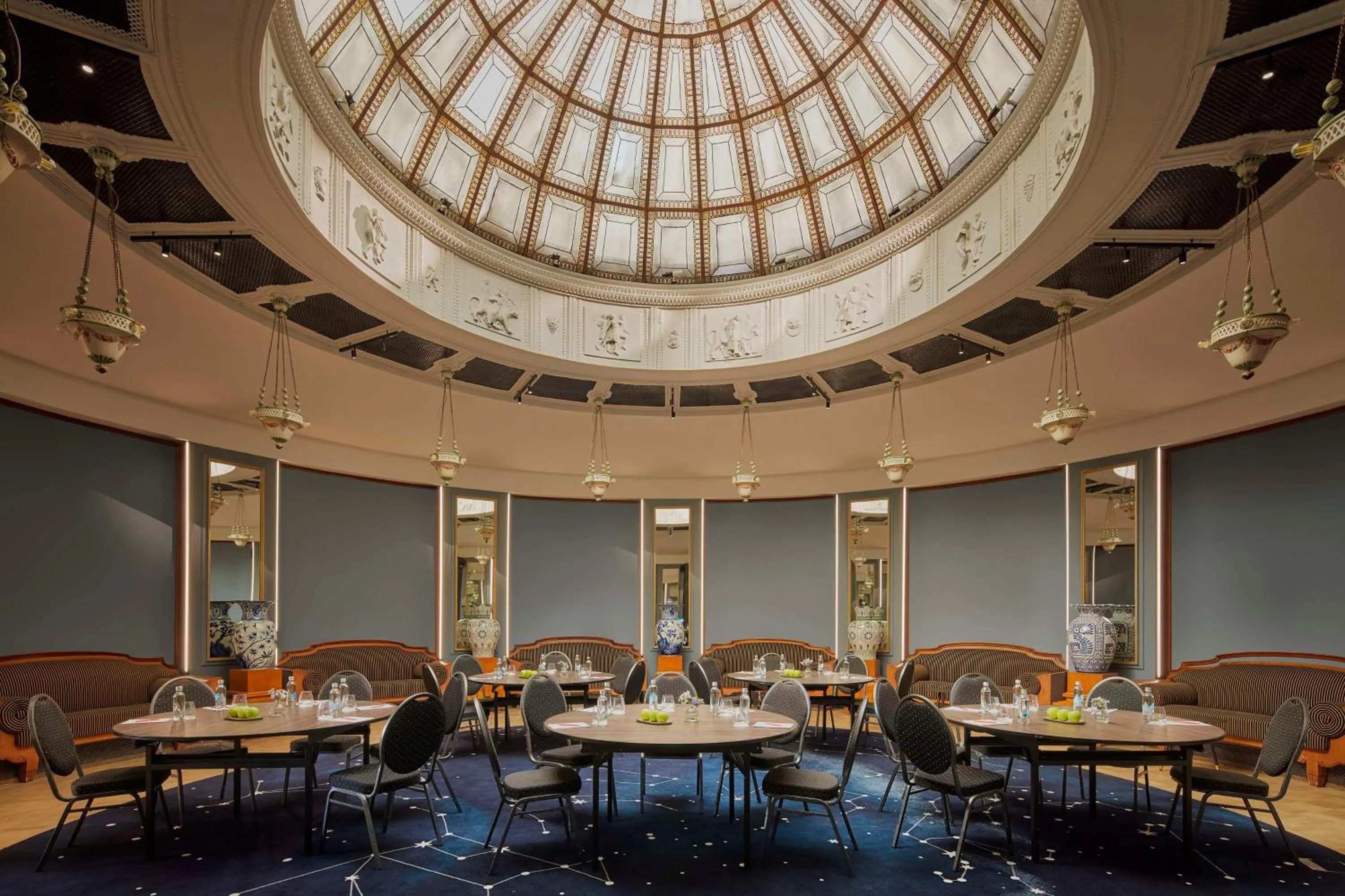 Restaurant/places to eat in NH Collection Helsinki Grand Hansa