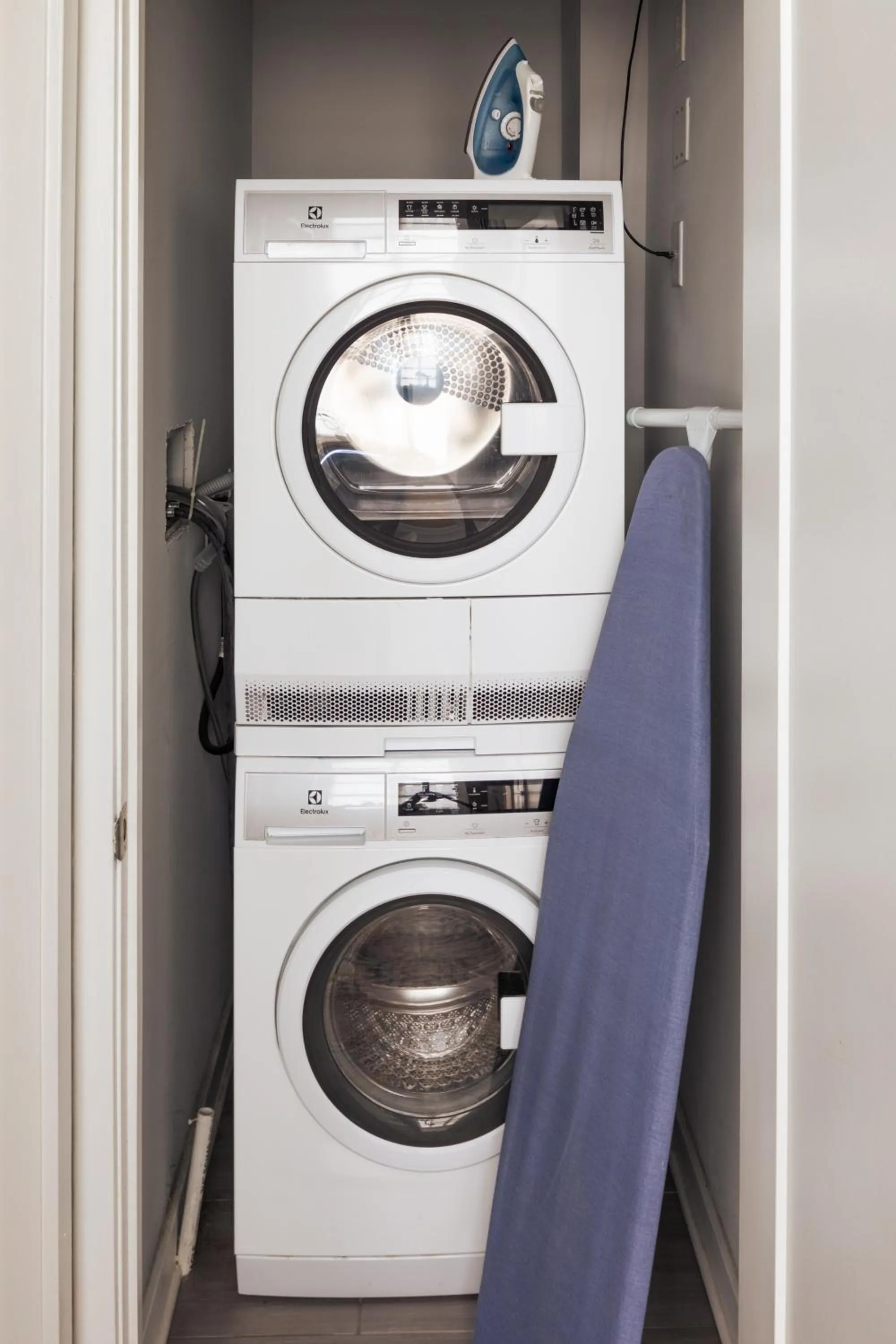 furniture in Sosuite at The Vine - Old City