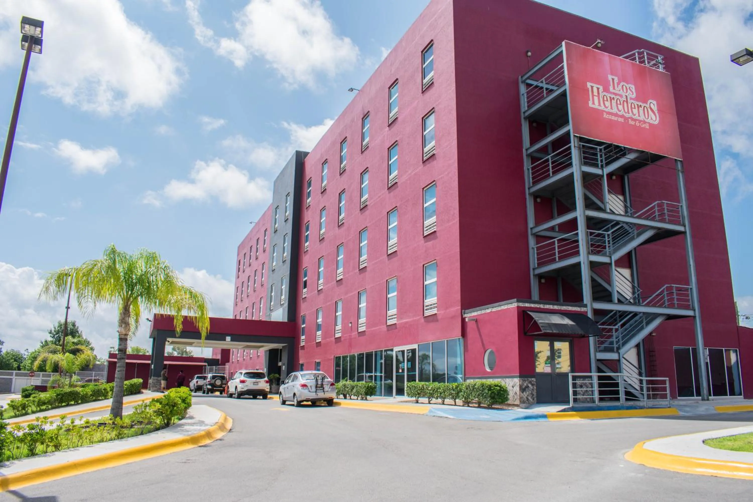 Property building in Los Herederos Hotel Piedras Negras