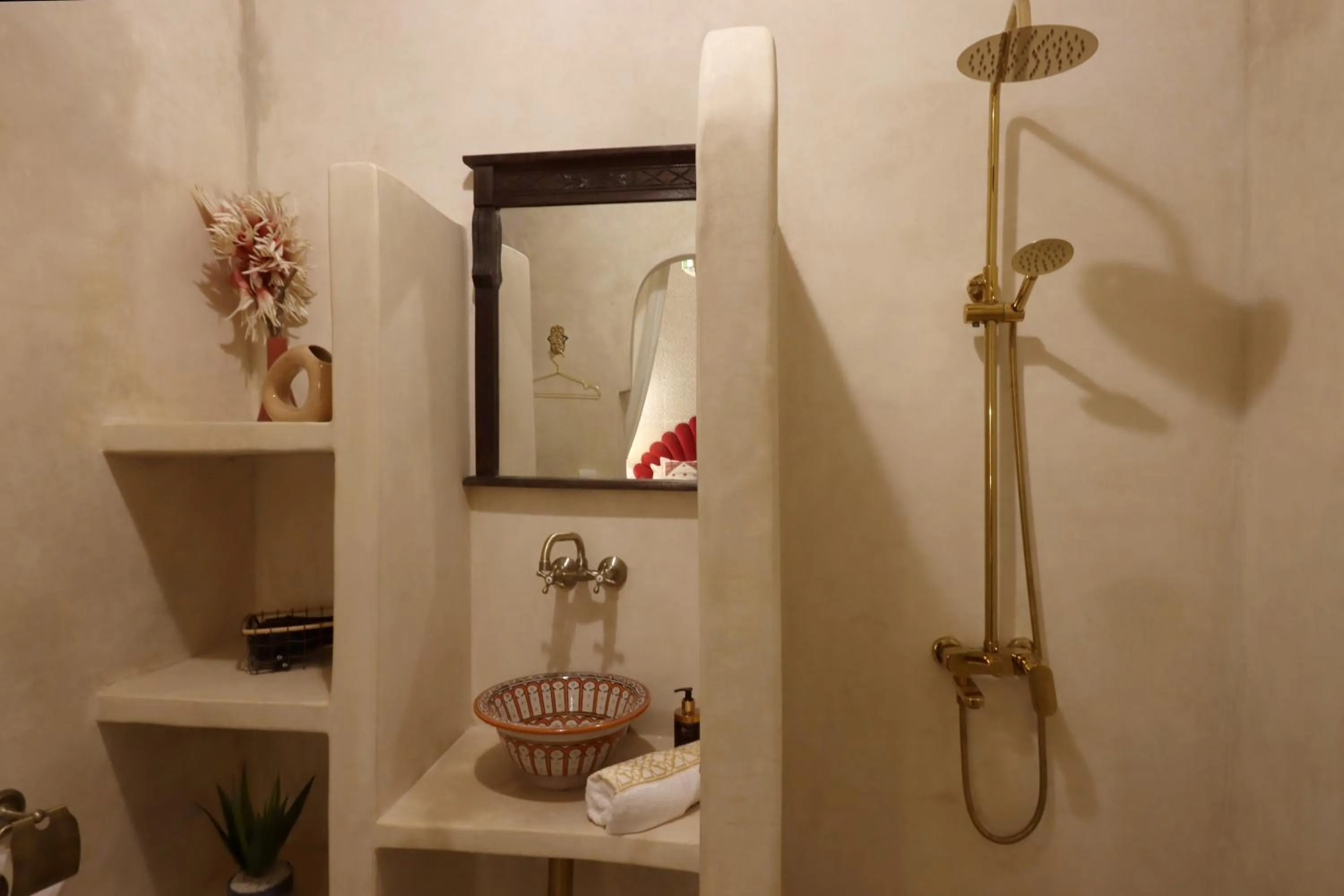 Bathroom in Riad La Fayette Bed & Breakfast