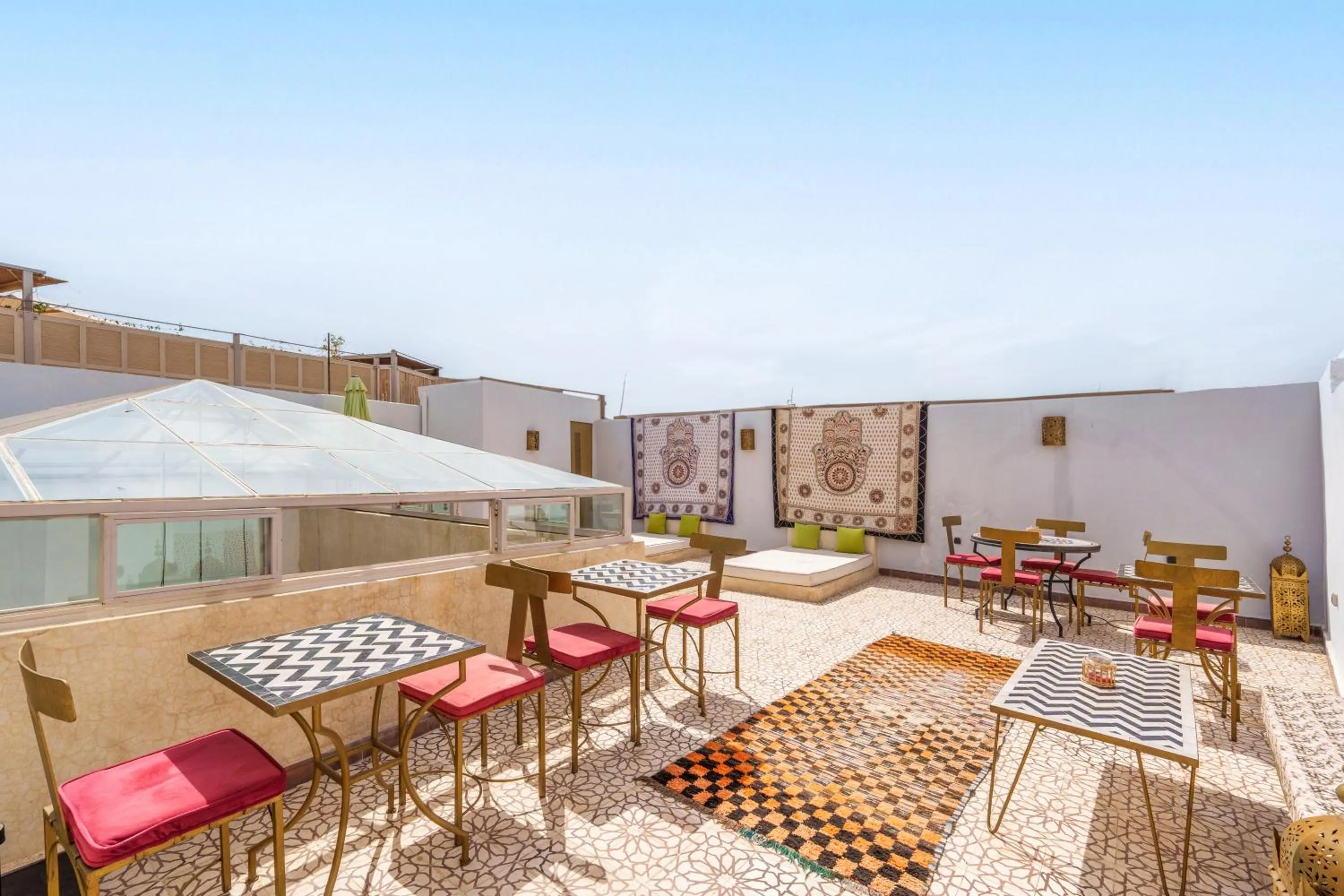 Riad La Fayette Bed & Breakfast