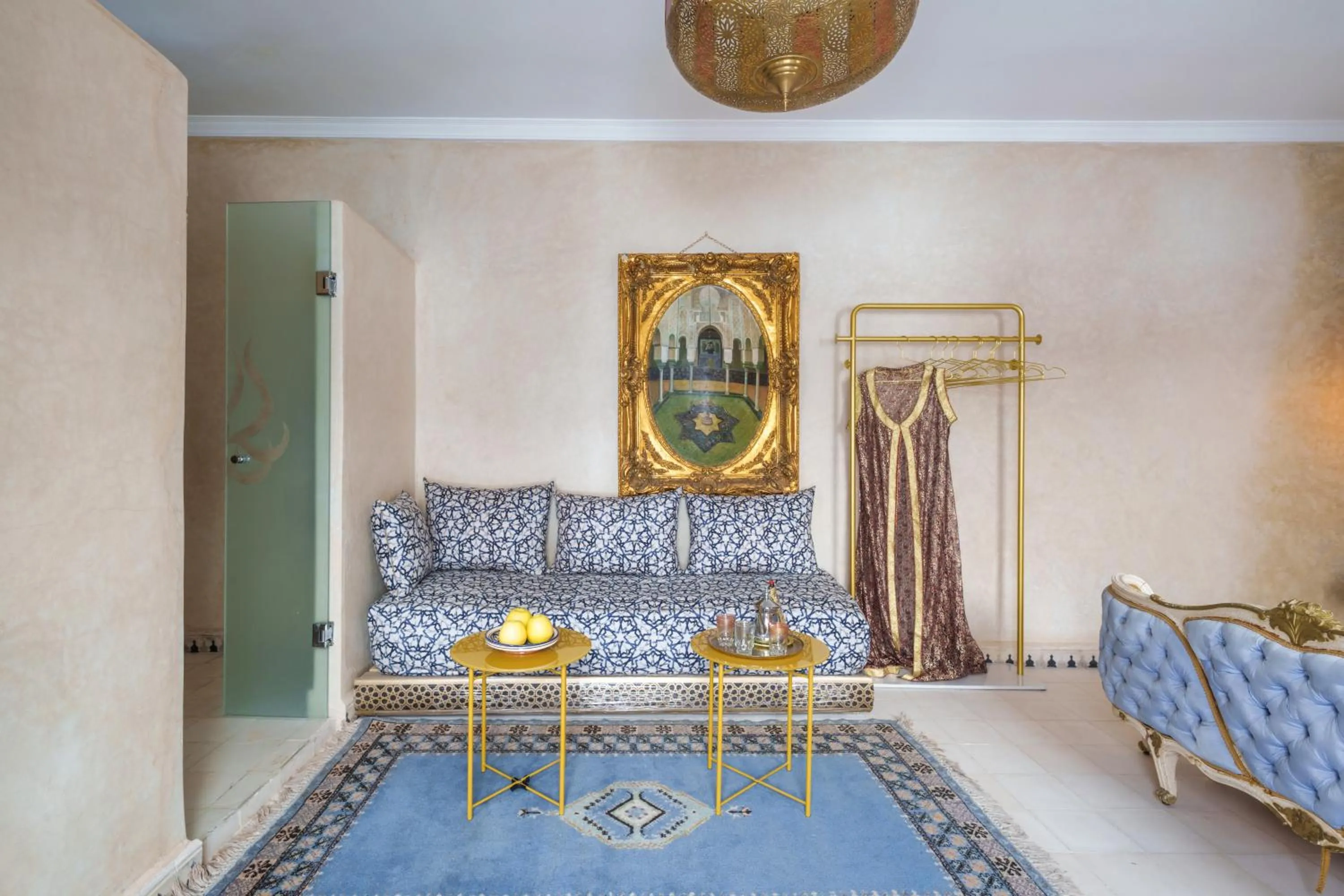 Bed in Riad La Fayette Bed & Breakfast