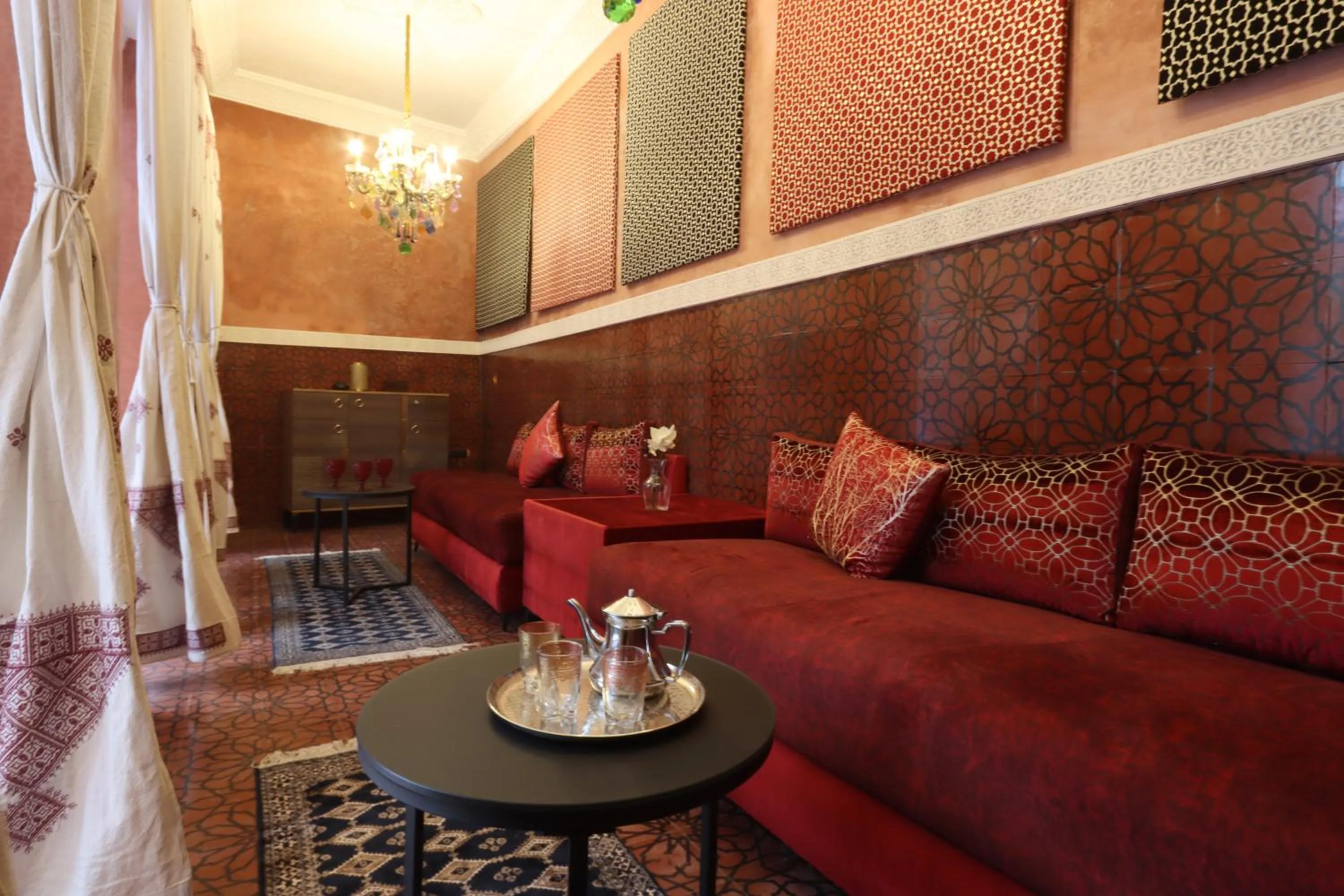 Living room in Riad La Fayette Bed & Breakfast