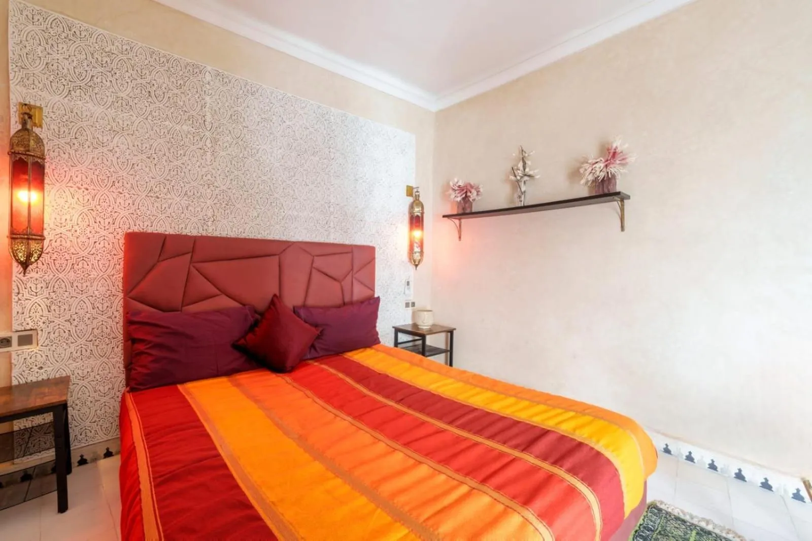 Bed in Riad La Fayette Bed & Breakfast