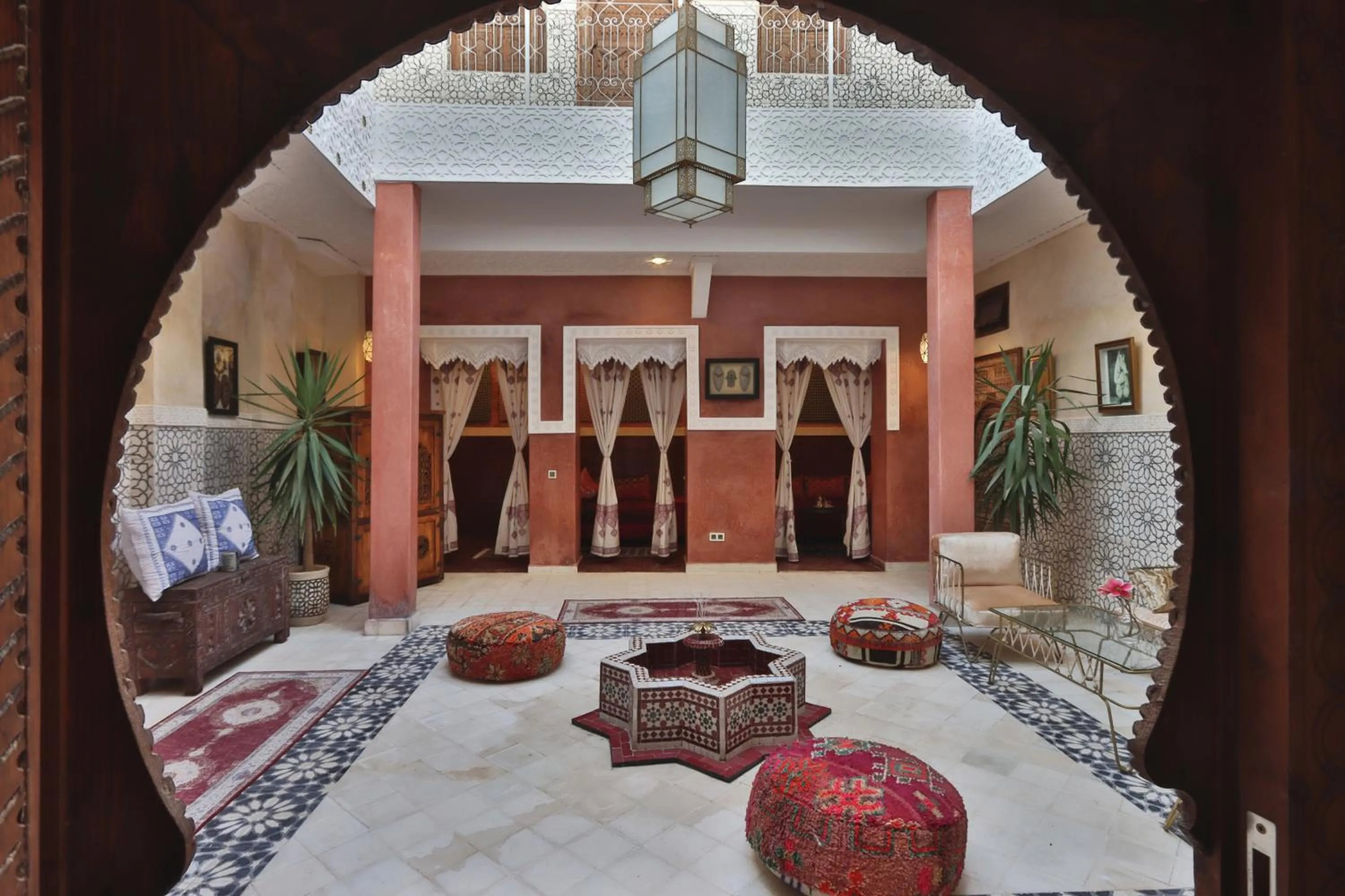 Patio in Riad La Fayette Bed & Breakfast