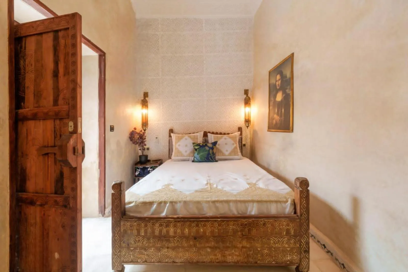 Bed in Riad La Fayette Bed & Breakfast