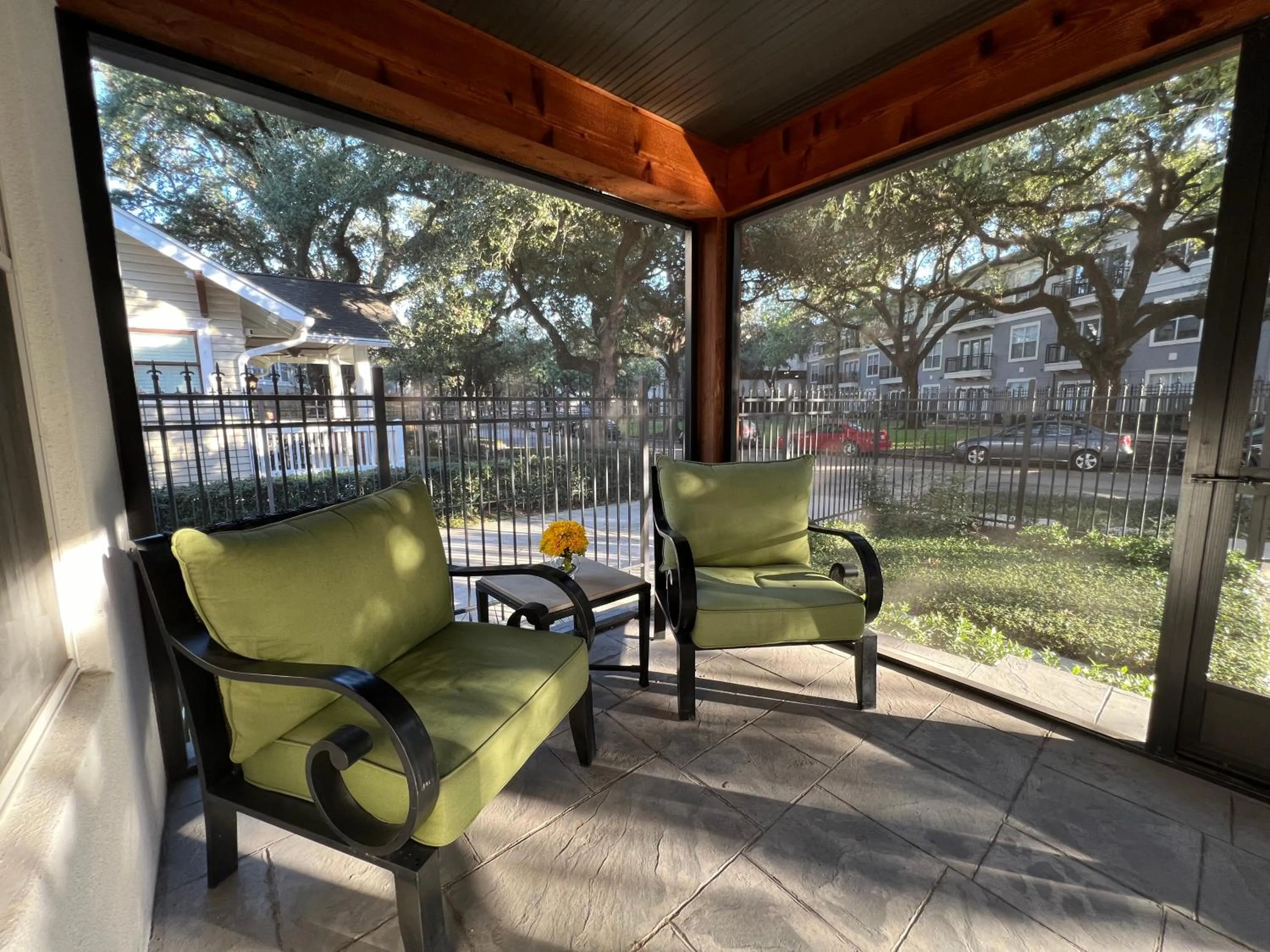 Patio in MyCrib Houston Hostel