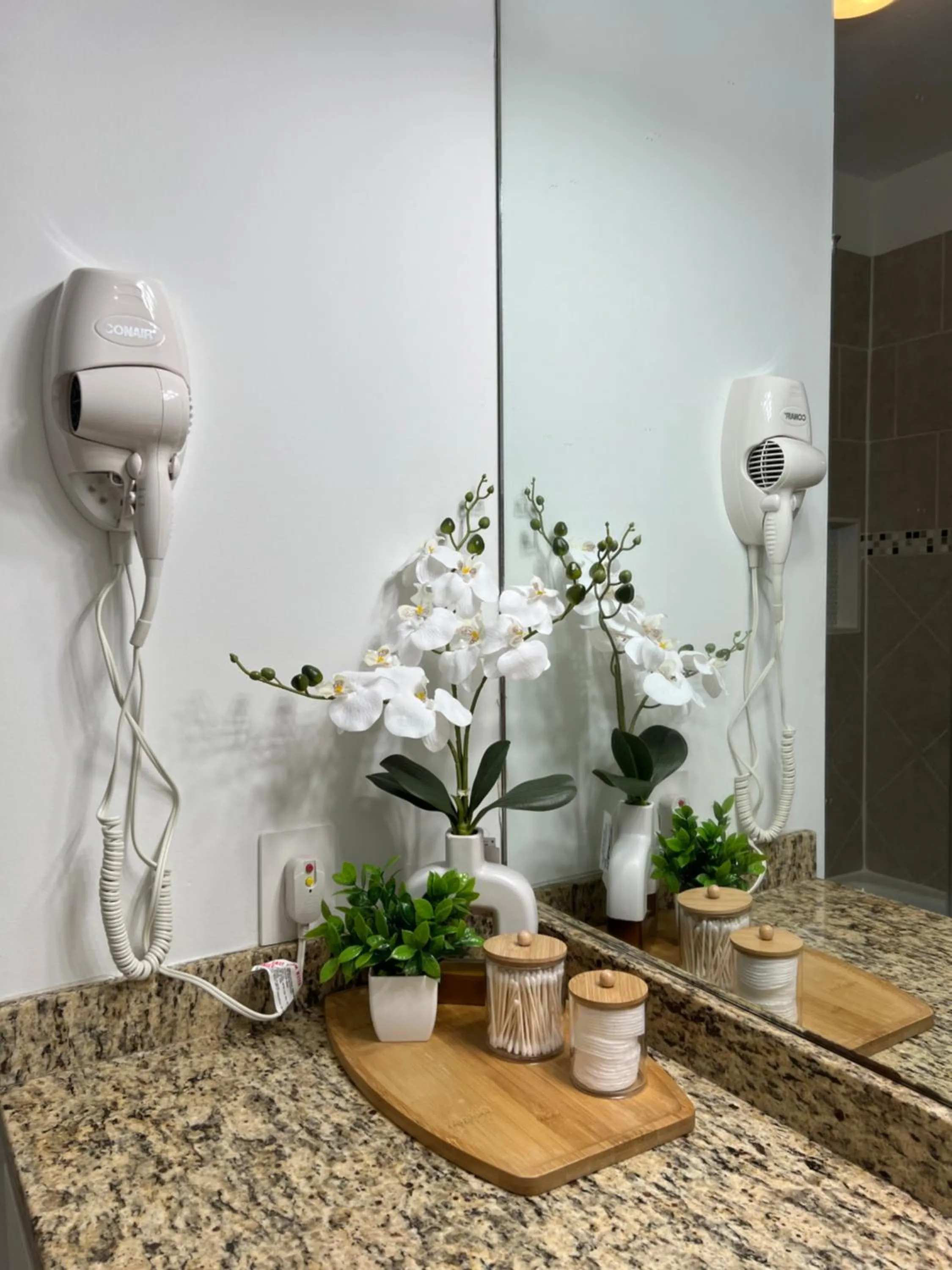 Bathroom in MyCrib Houston Hostel