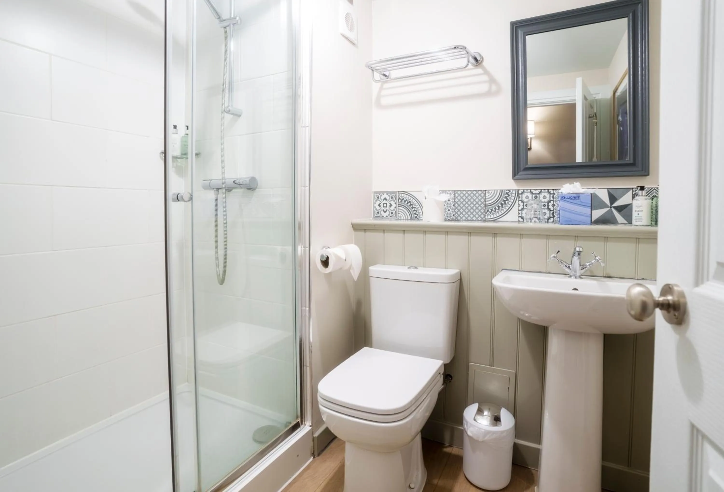 Shower in The Harrogate Inn - The Inn Collection Group