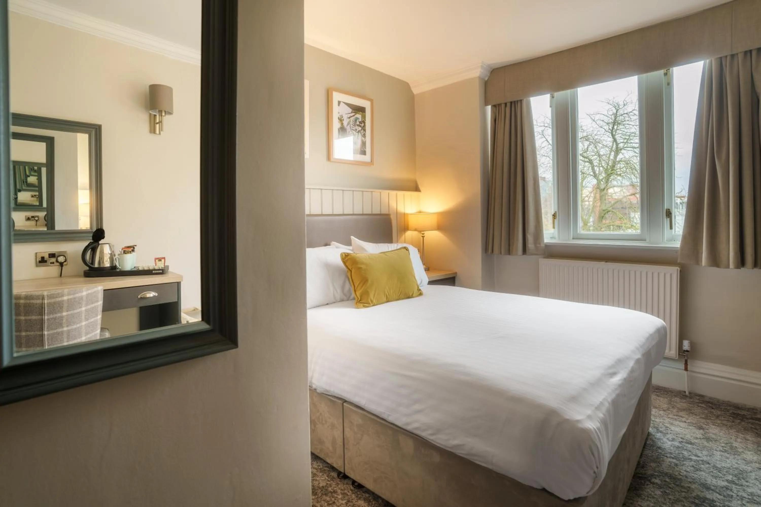 Bed in The Harrogate Inn - The Inn Collection Group