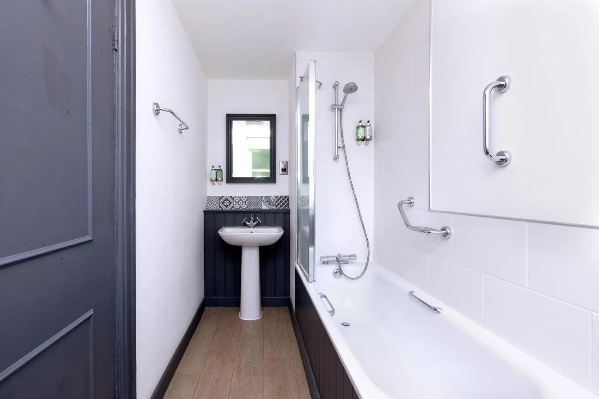 Shower in The Harrogate Inn - The Inn Collection Group