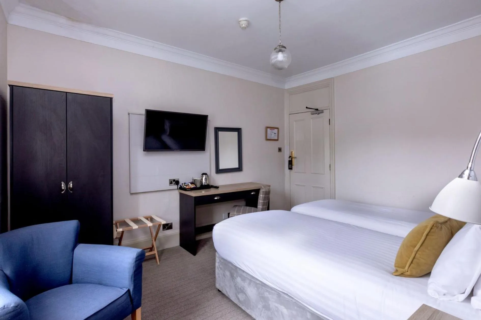 TV and multimedia, Bed in The Harrogate Inn - The Inn Collection Group