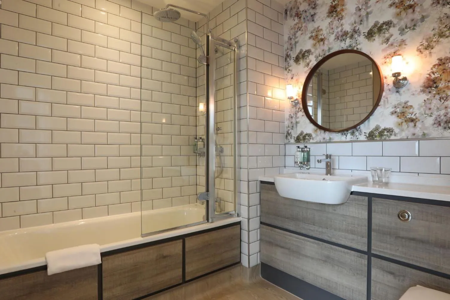 Shower in The Harrogate Inn - The Inn Collection Group