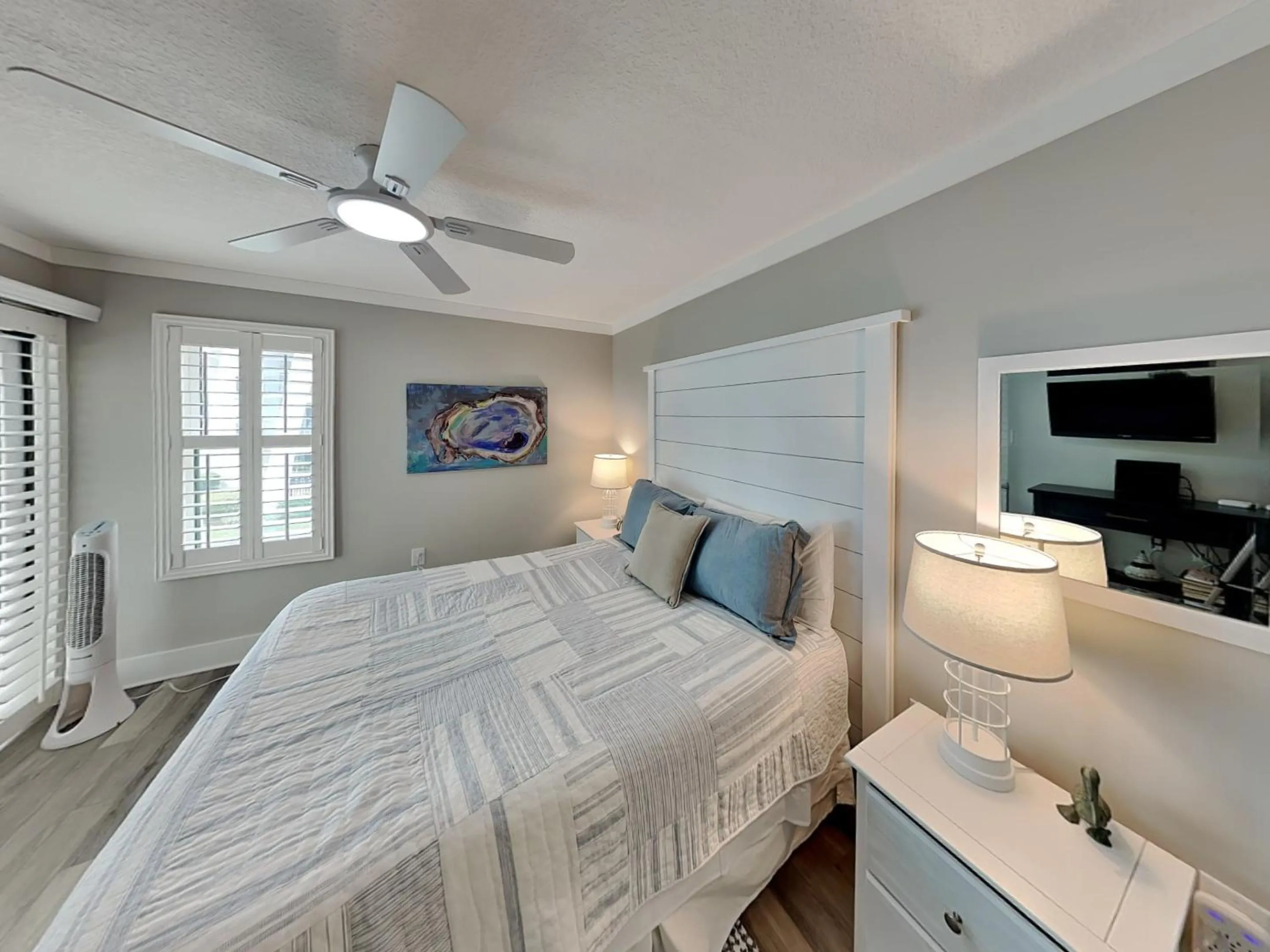 Bed in Island South 7